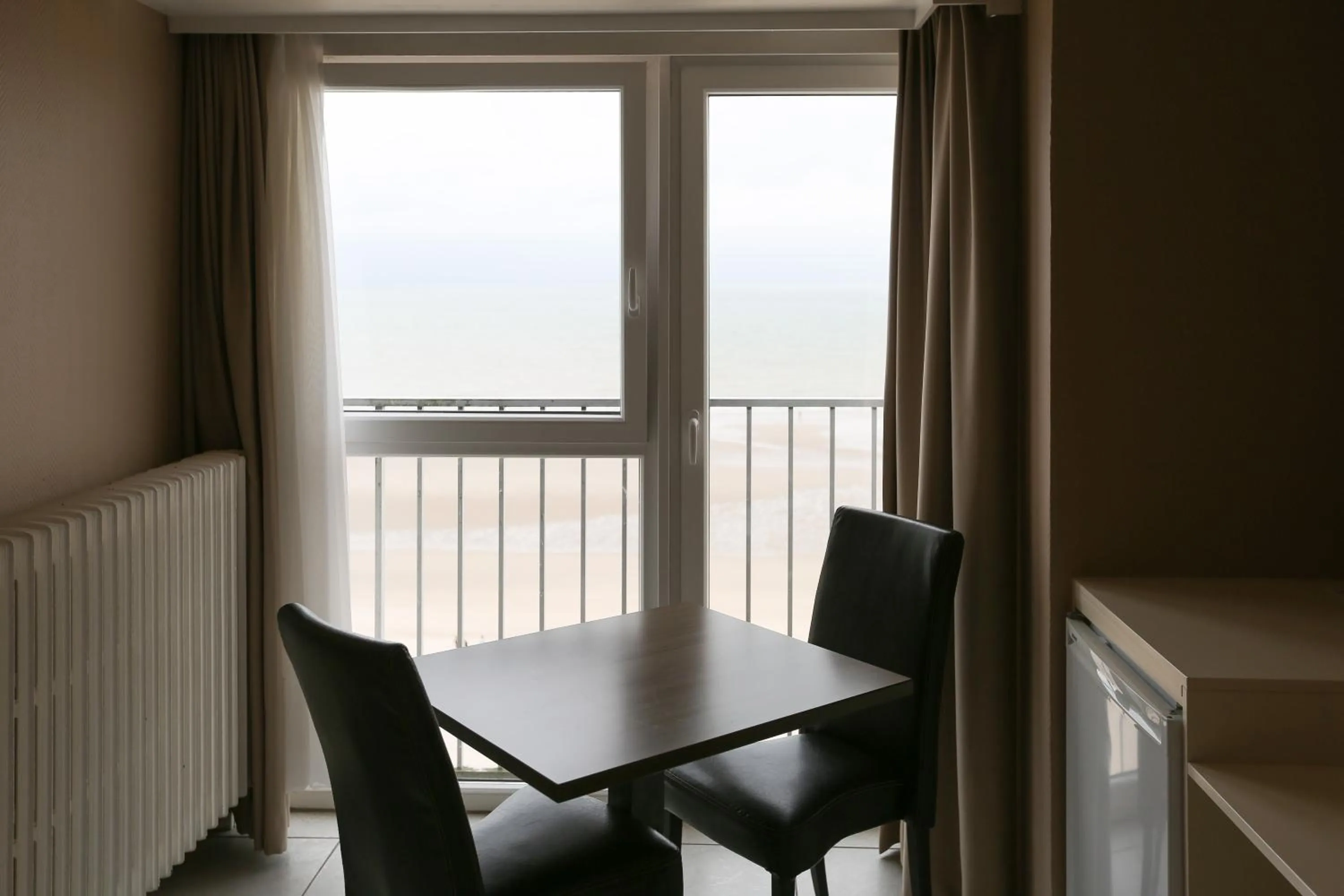 Restaurant/places to eat in Hotel De Zeebries