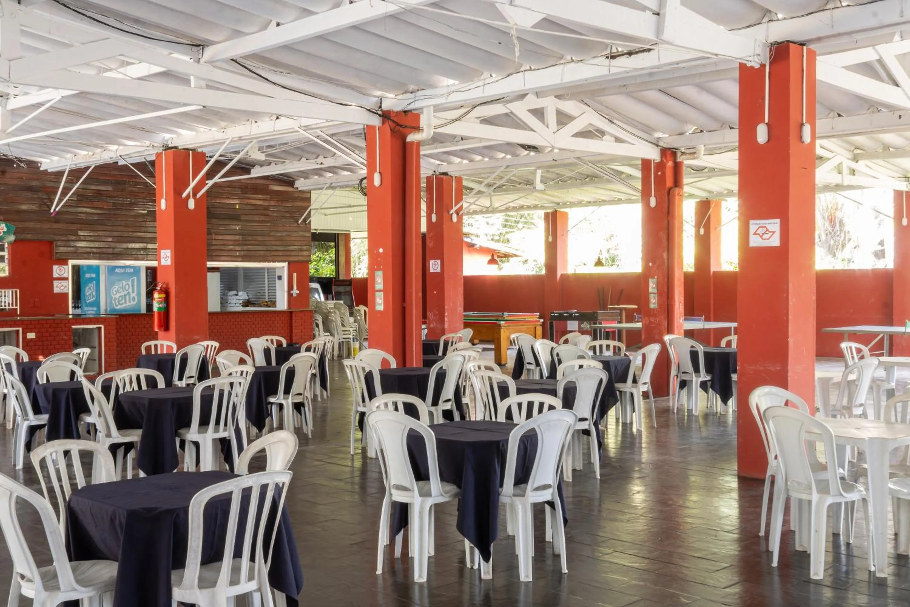 Restaurant/places to eat in Ilha Morena Praia Hotel