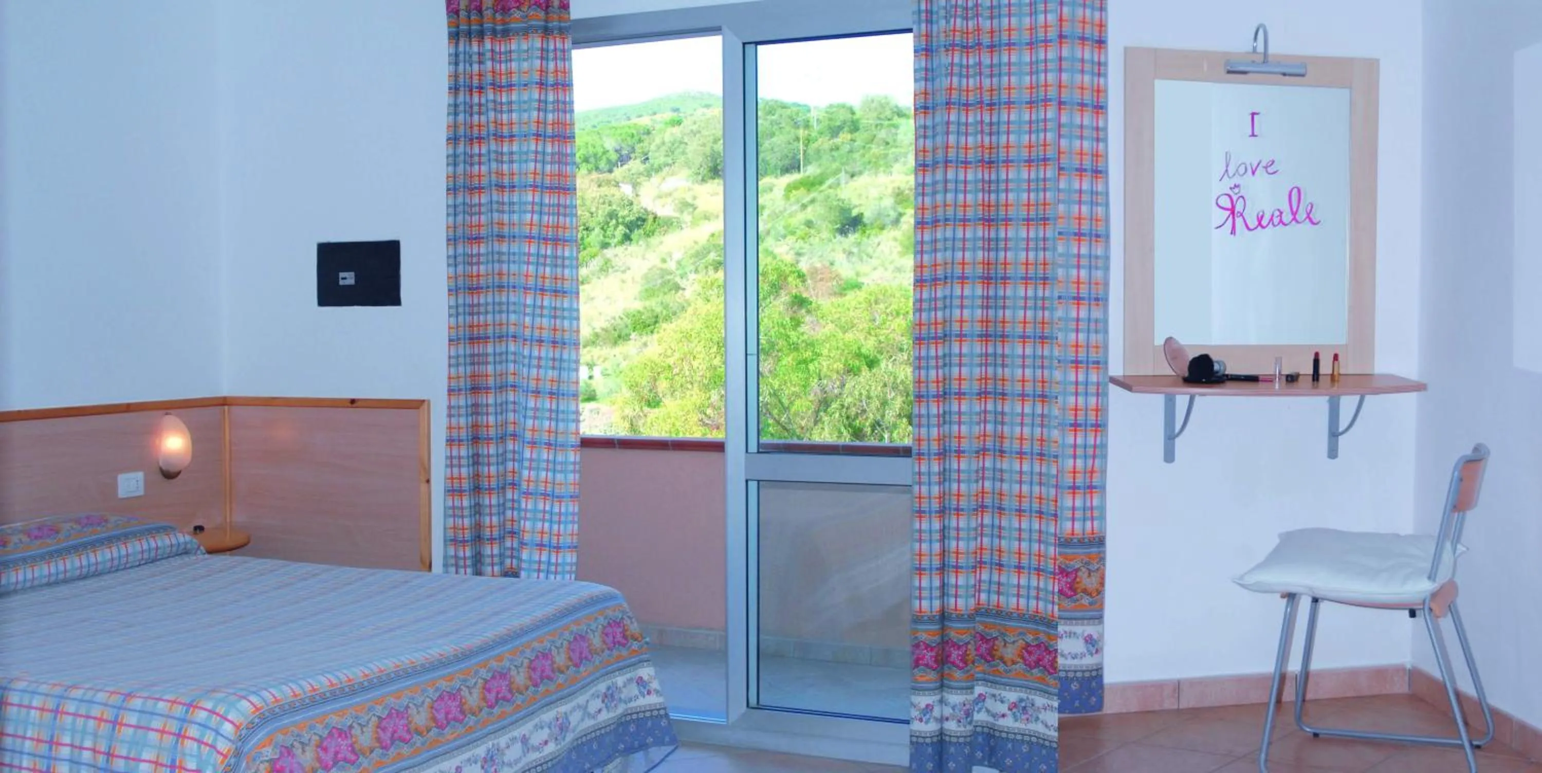 Bedroom, Bed in Residence Reale