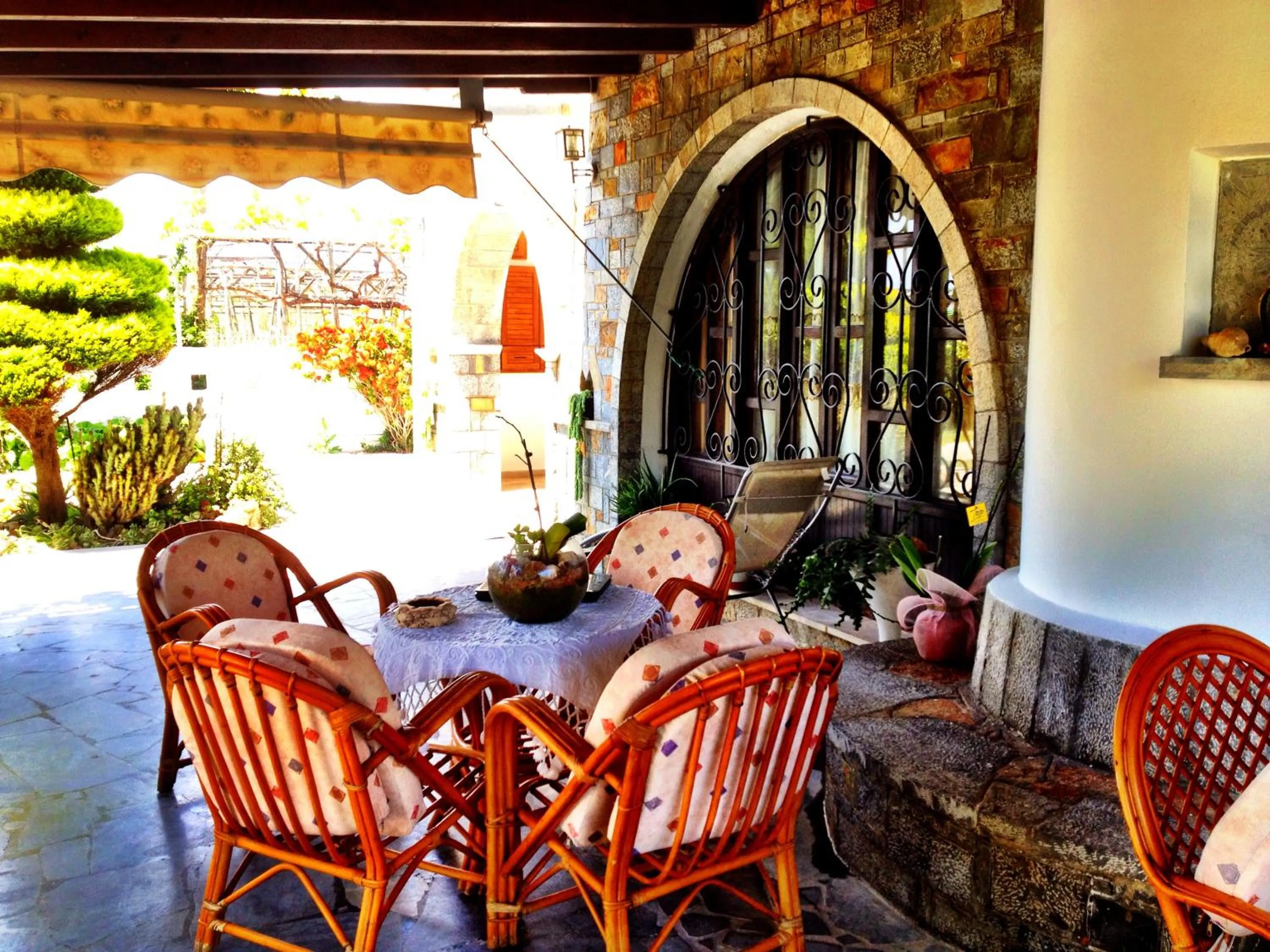 Patio in Irene Villa