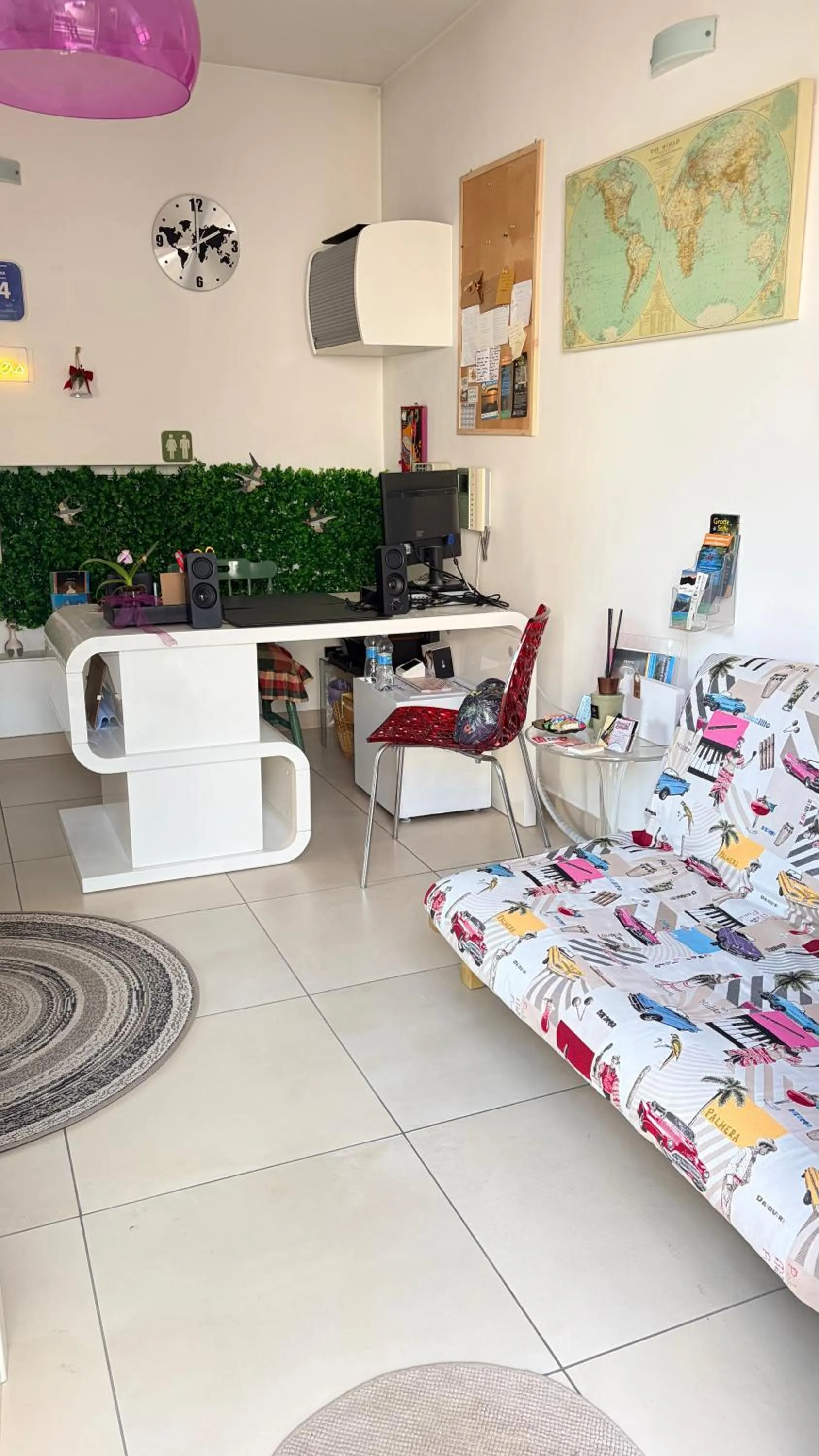 Seating area in Bedrooms B&B