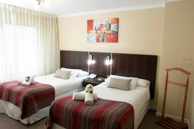 Bedroom, Bed in Hotel Don Eduardo