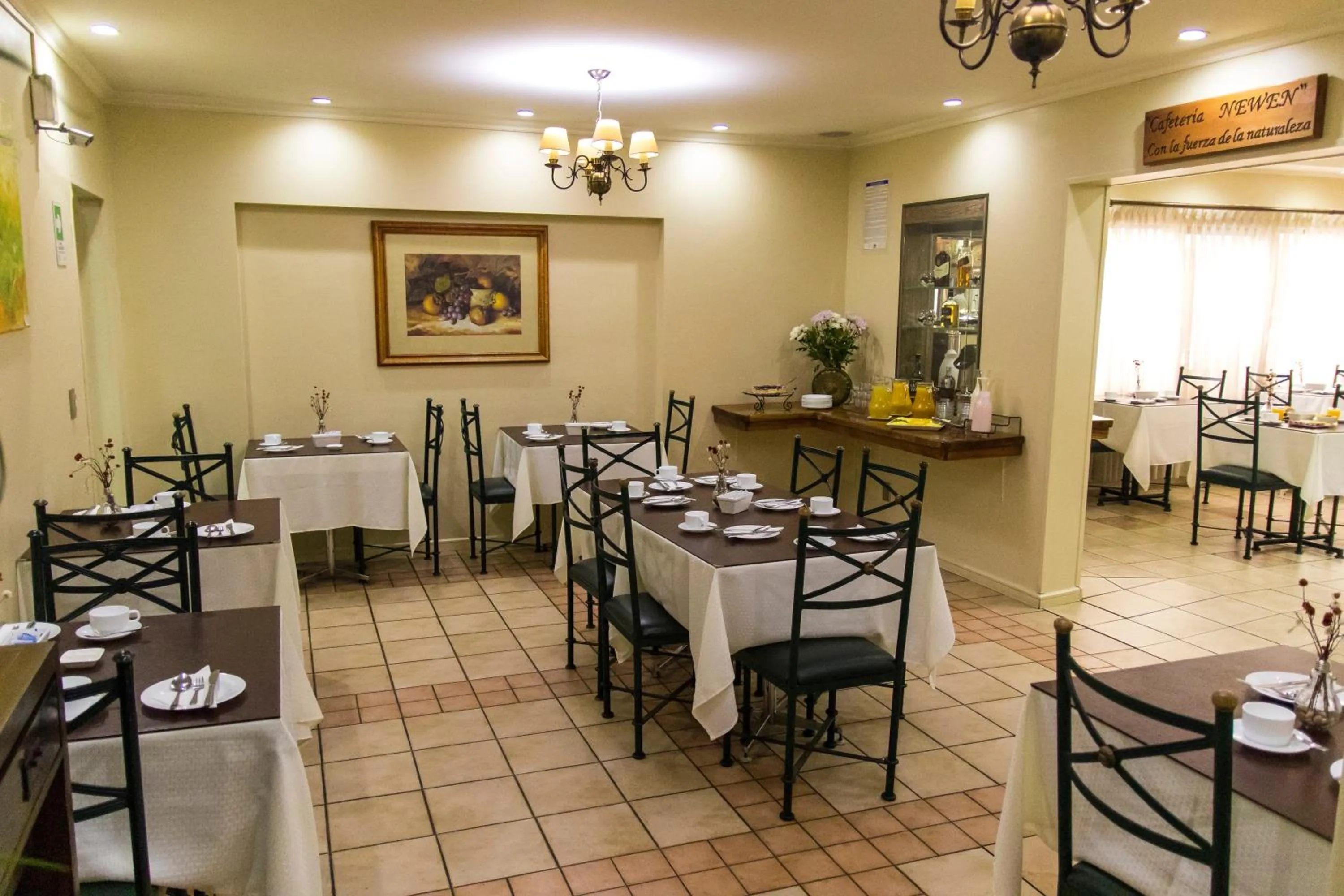 Restaurant/places to eat in Hotel Don Eduardo