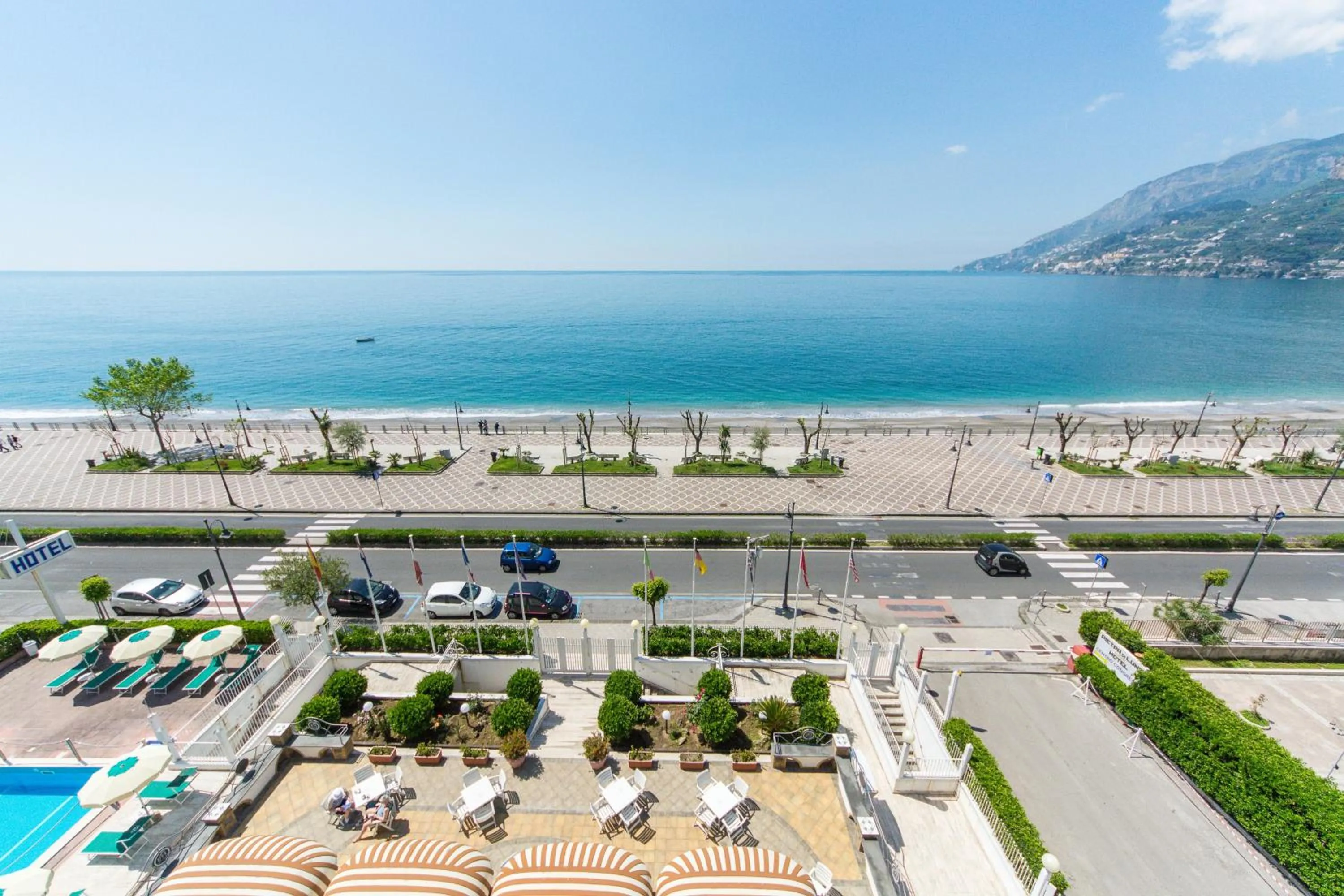 Beach in Hotel Pietra di Luna