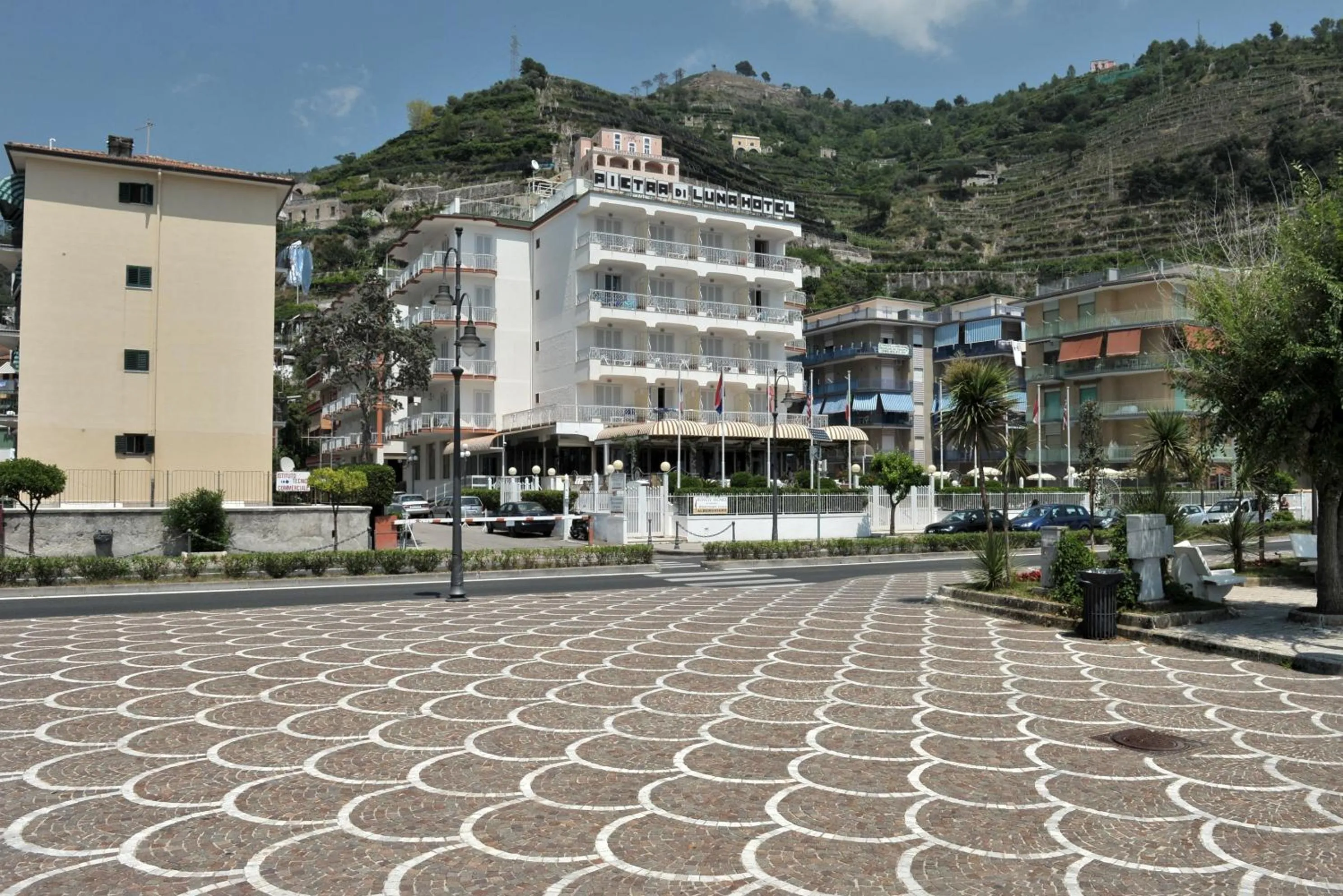 Property building in Hotel Pietra di Luna