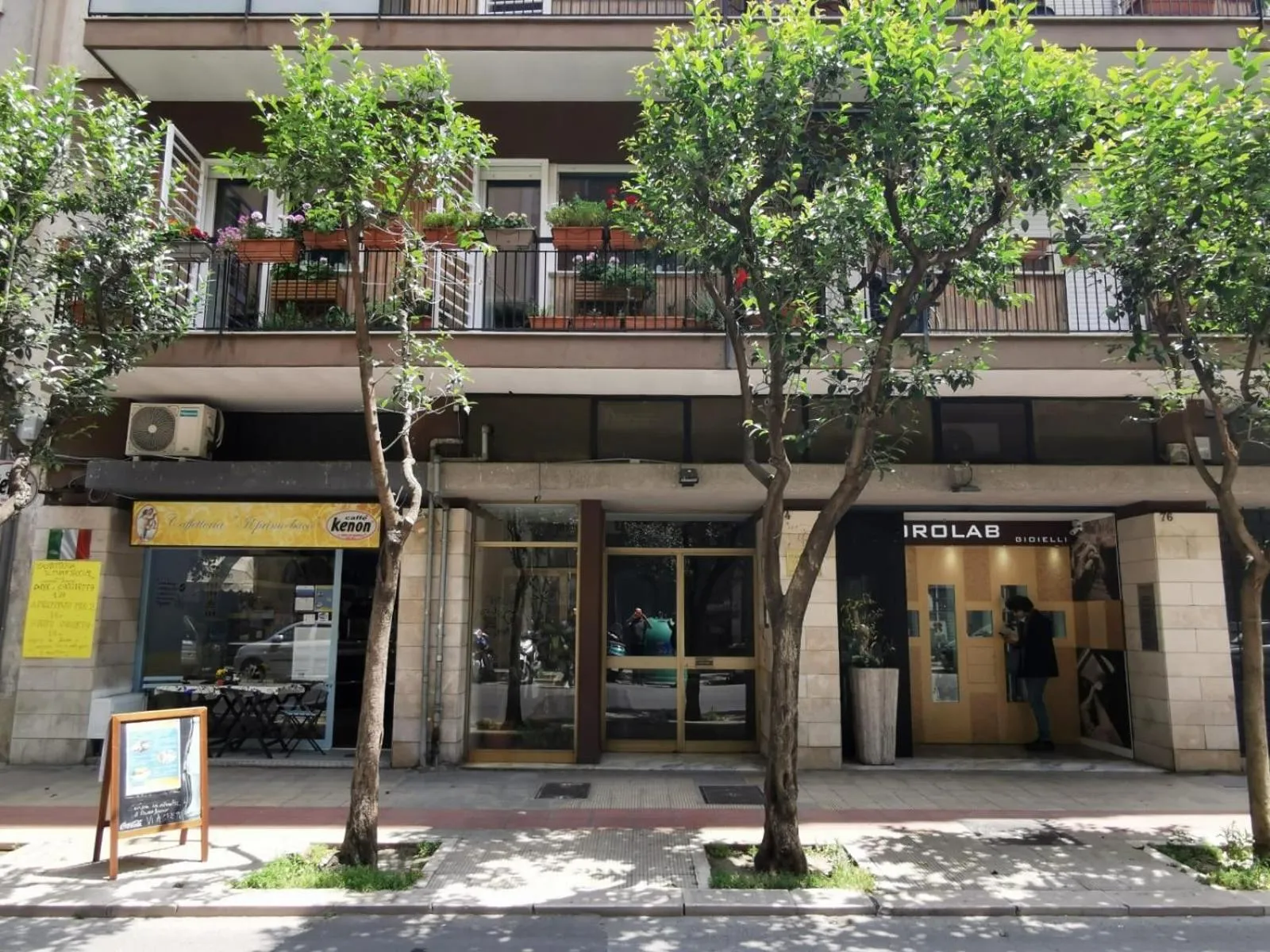 Property building in De Rossi Holiday