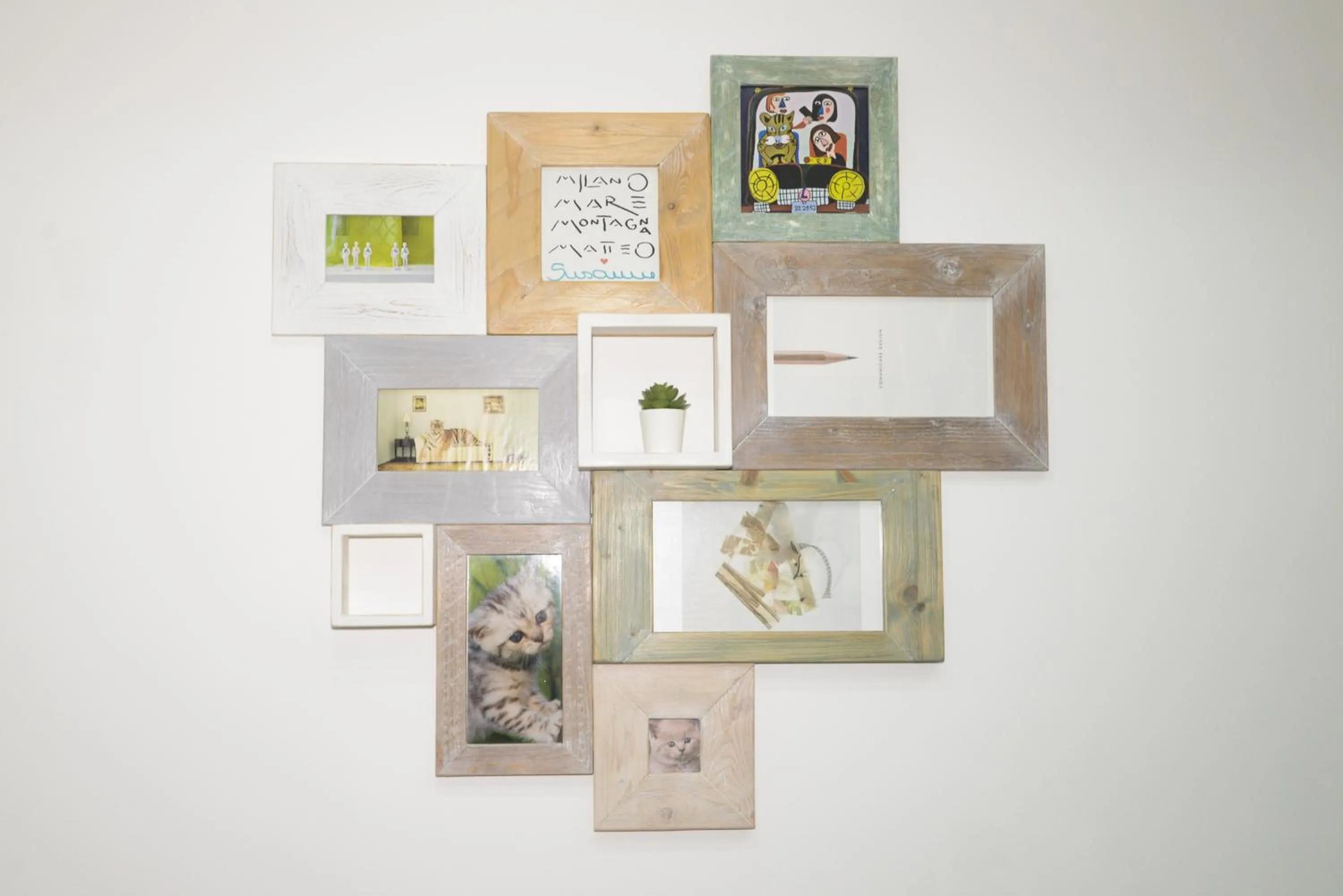 Decorative detail in De Rossi Holiday