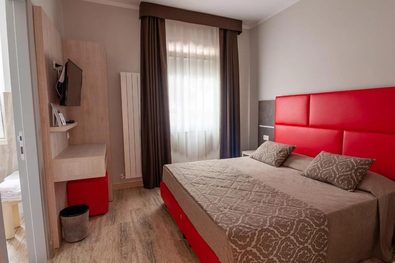 Photo of the whole room, Bed in Hotel Europa