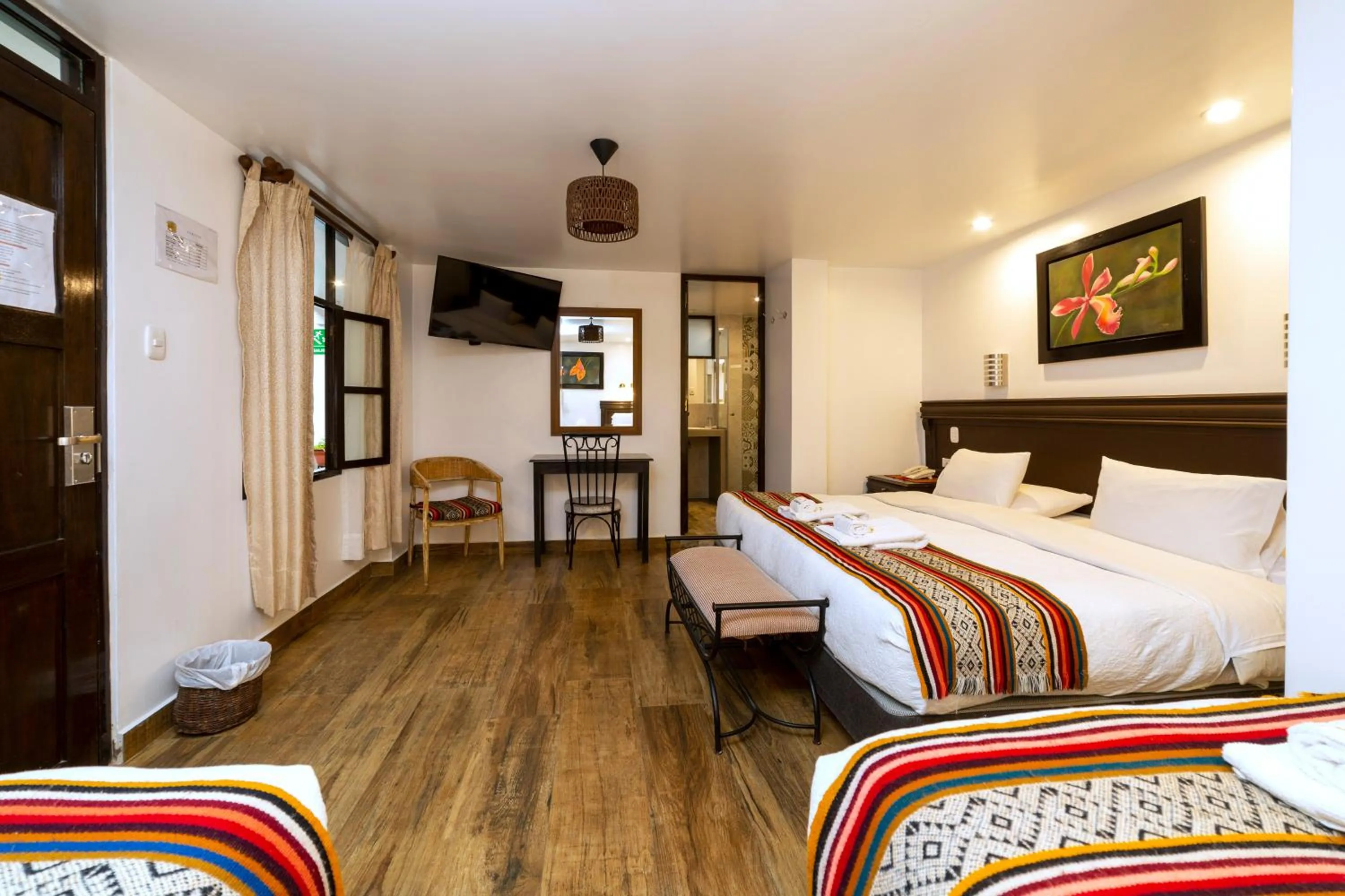 Bed in Gringo Bill's Boutique Hotel