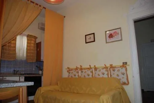 Bedroom, Bed in Terrauzza Sul Mare di Renata Emmolo