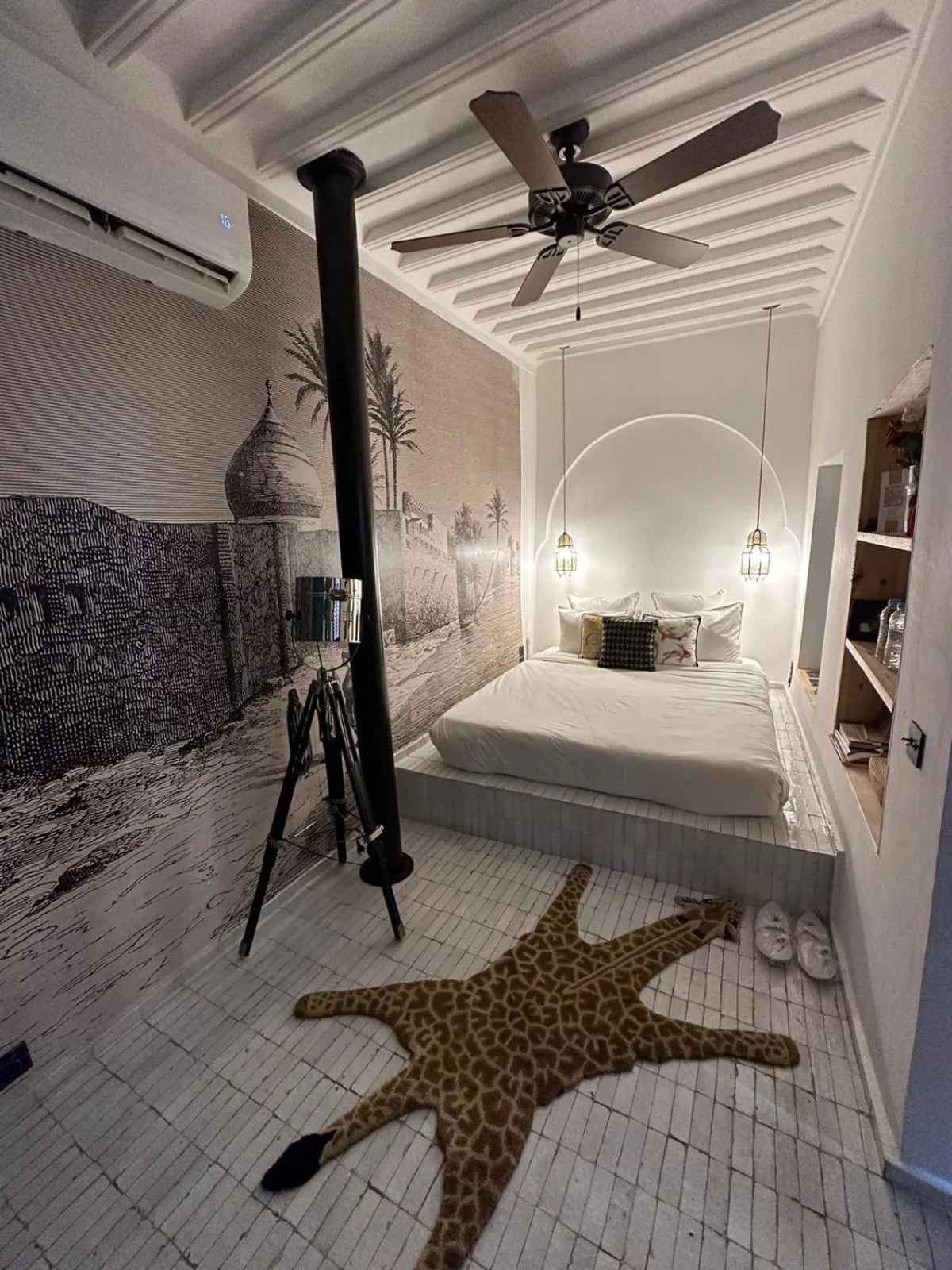 Hot Tub, Bed in Riad Tibibt