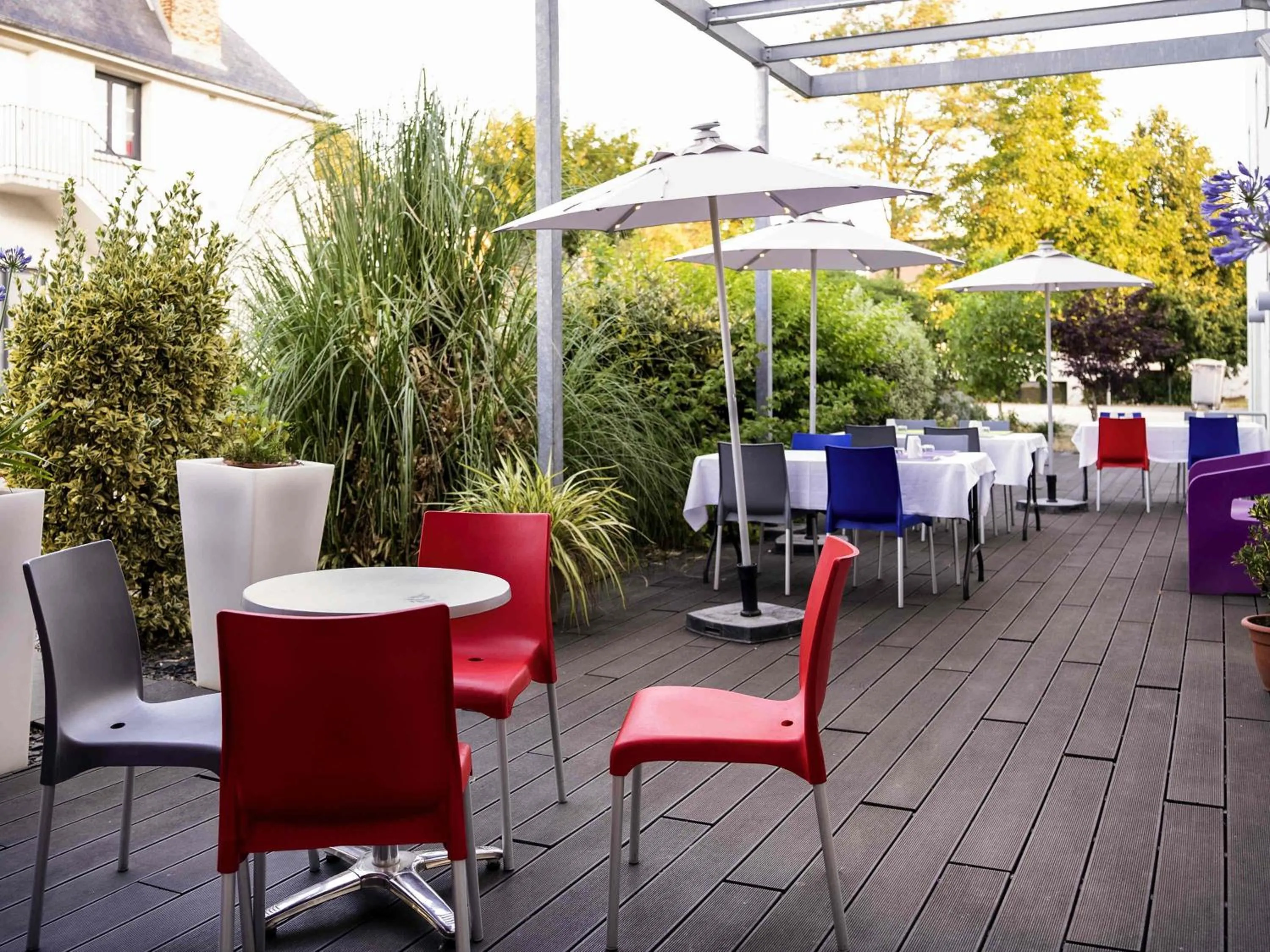 Lounge or bar in ibis Styles Rennes St. Gregoire