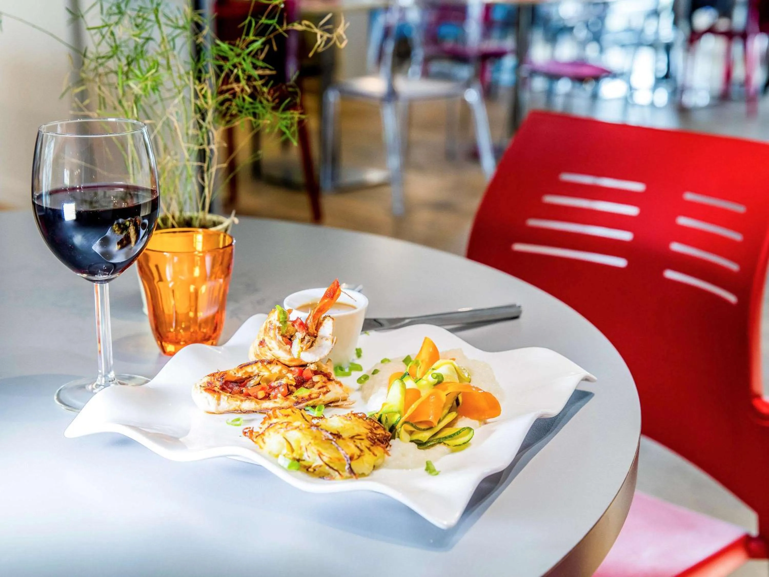 Restaurant/places to eat in ibis Styles Rennes St. Gregoire