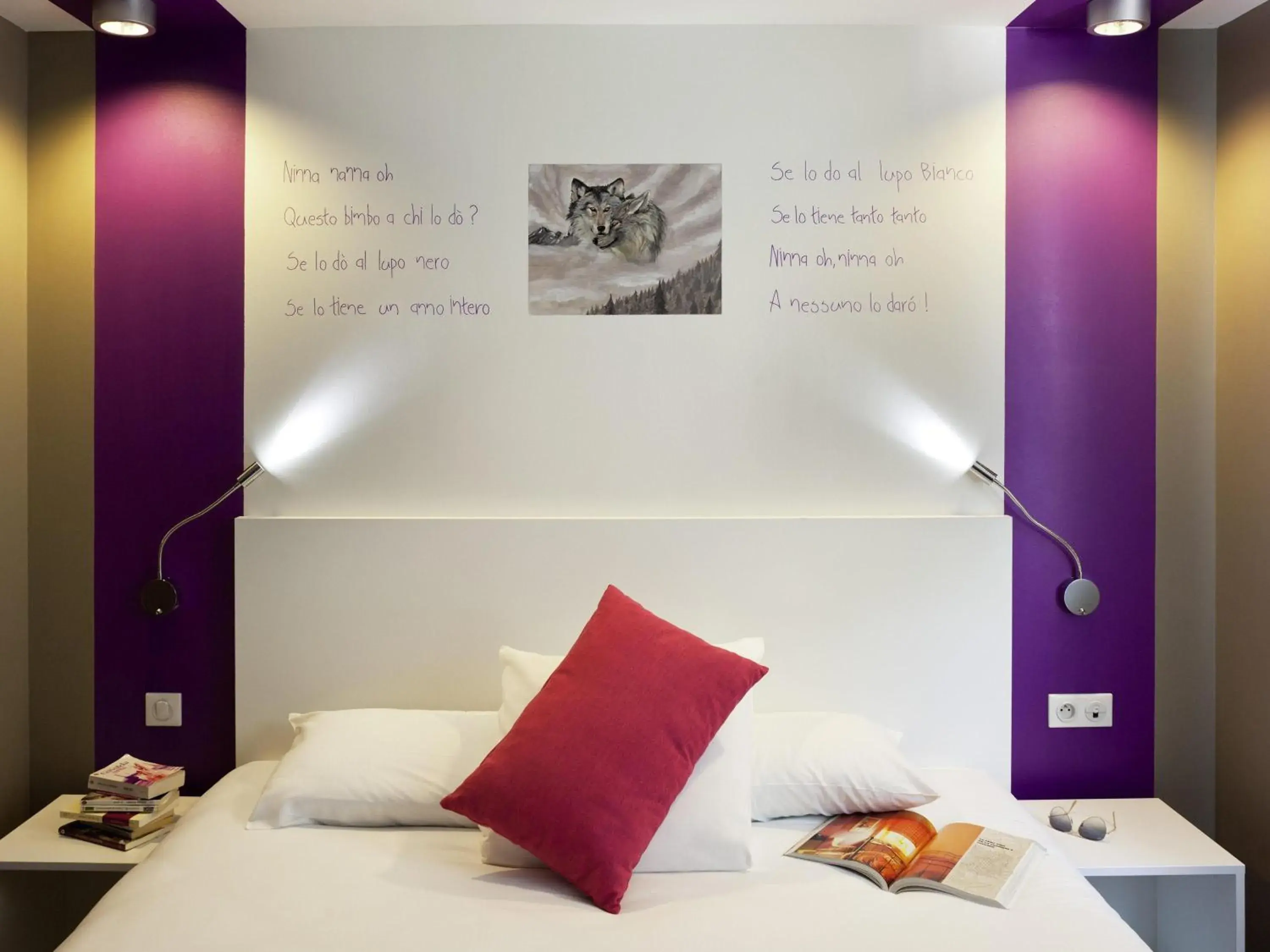 Bedroom, Bed in ibis Styles Rennes St. Gregoire Bedroom, Bed in ibis Styles Rennes St. Gregoire