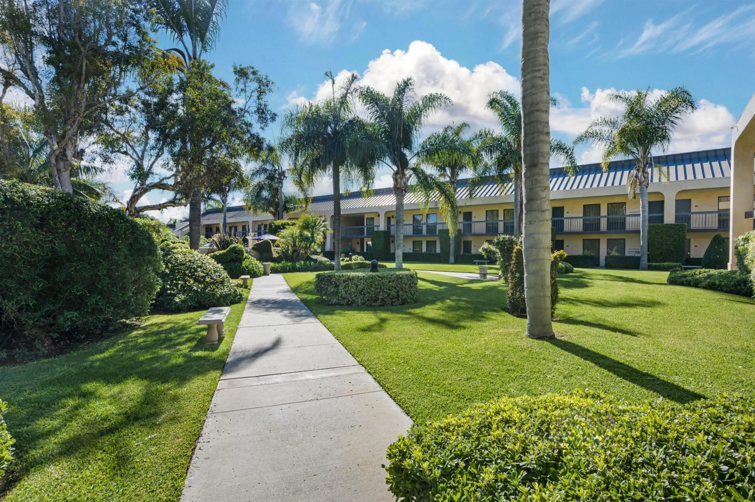 Property building in Best Western Plus South Coast Inn