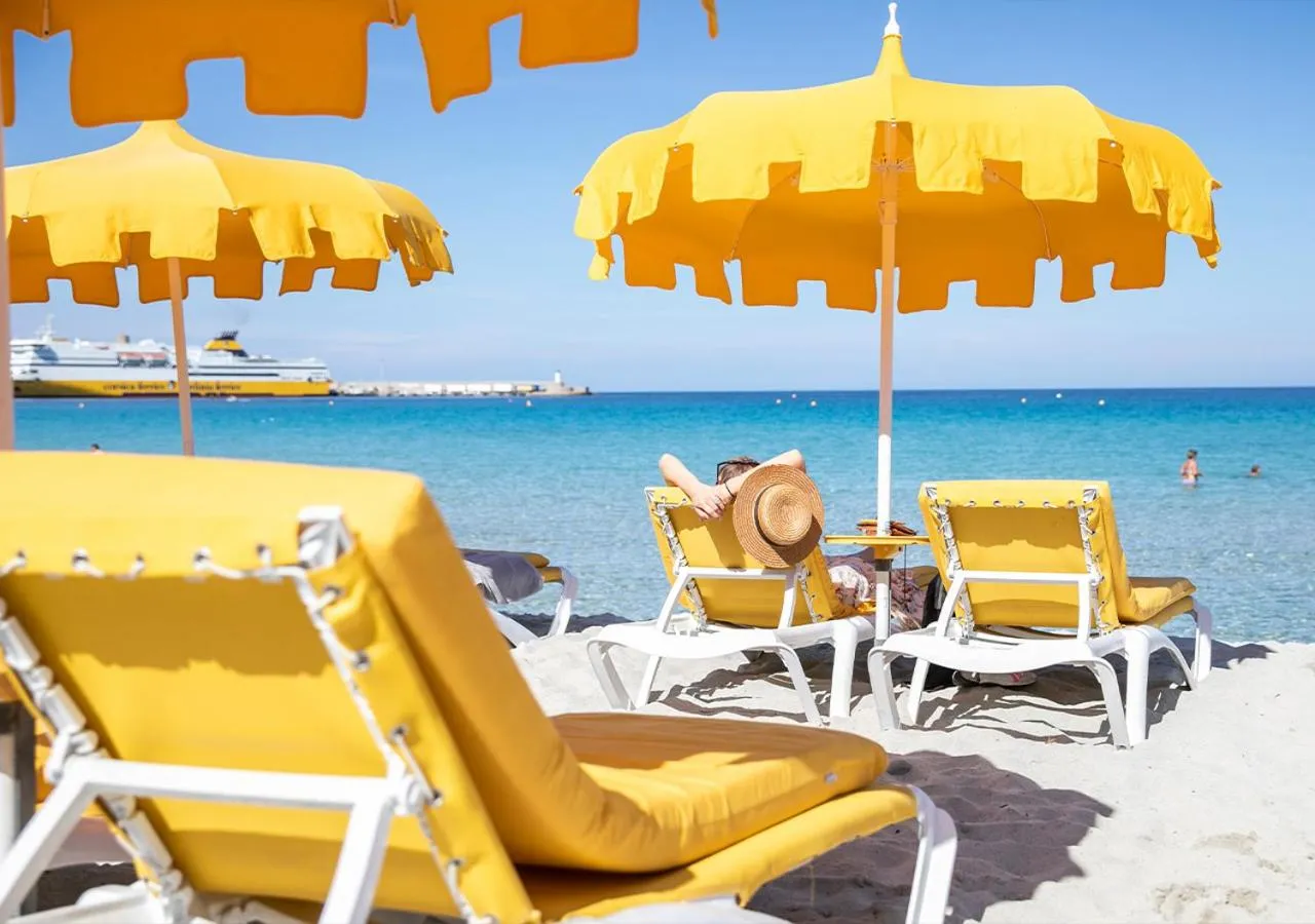 Beach in Langley Resort Napoléon Bonaparte