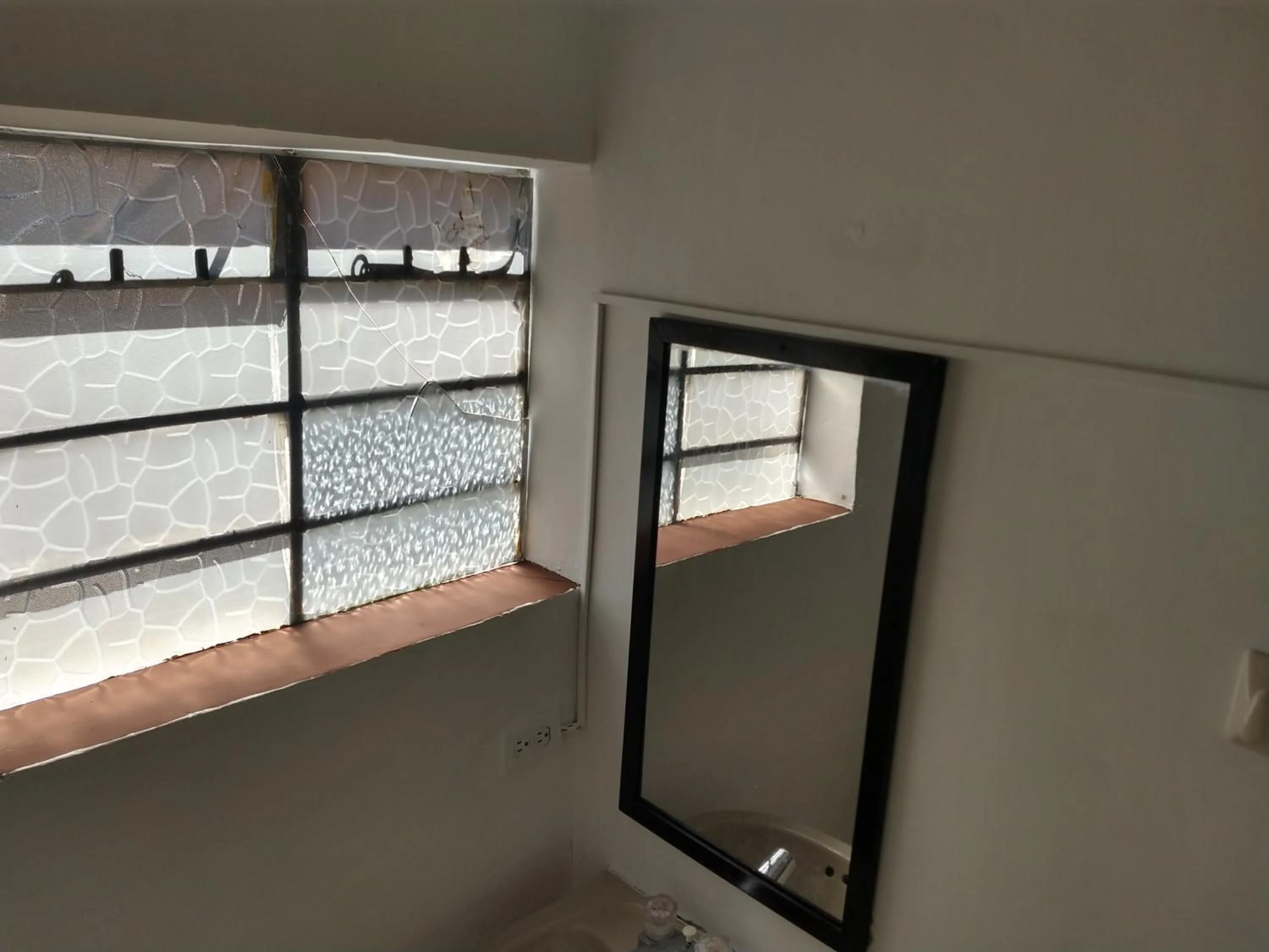 Habita Estudios Laureles
