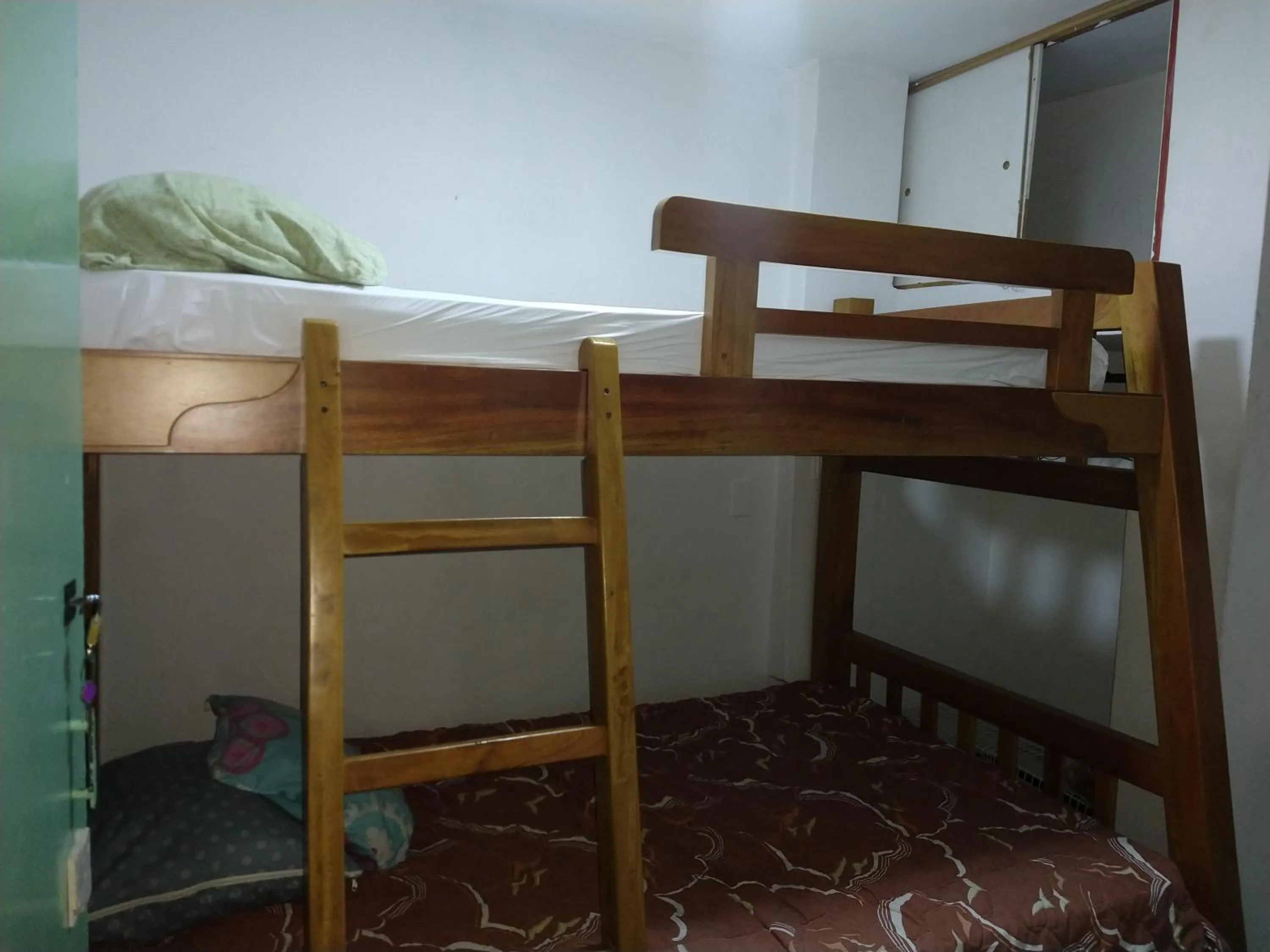 Bed in Habita Estudios Laureles