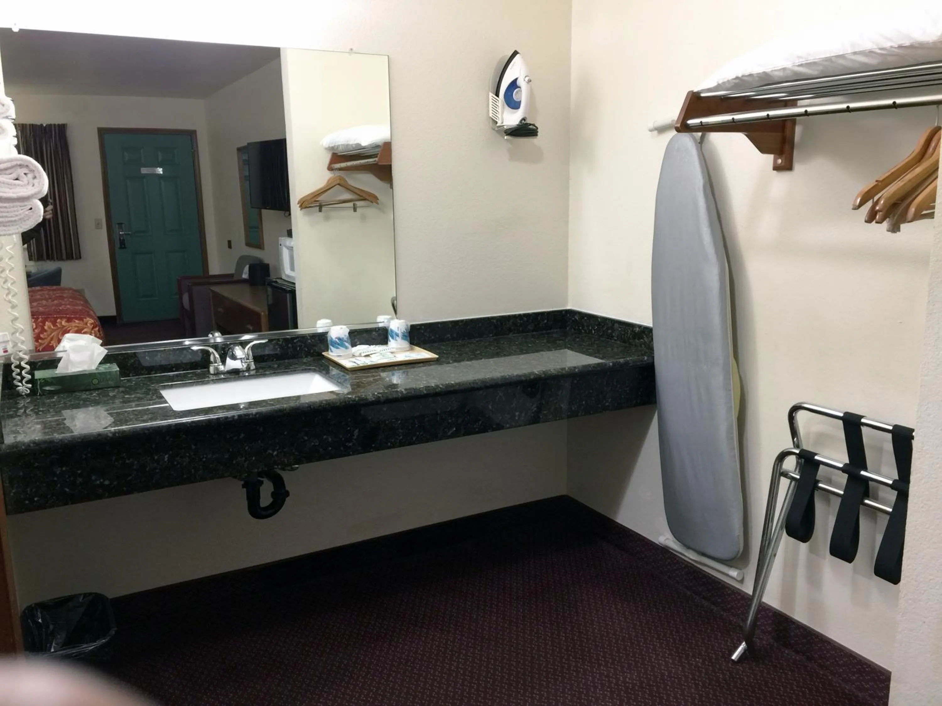 Bathroom in Westward Inn