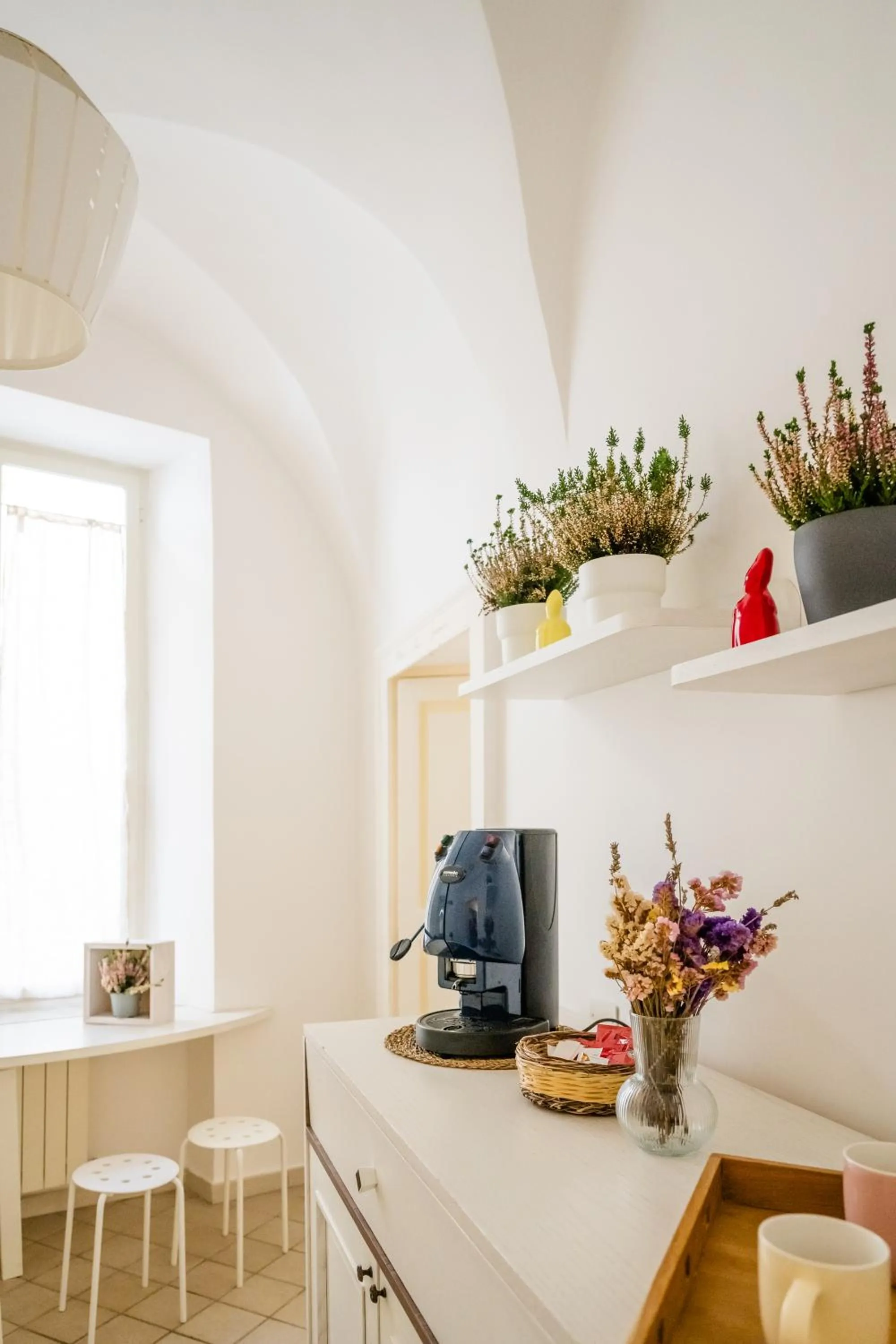 Food and drinks in Madì Rooms
