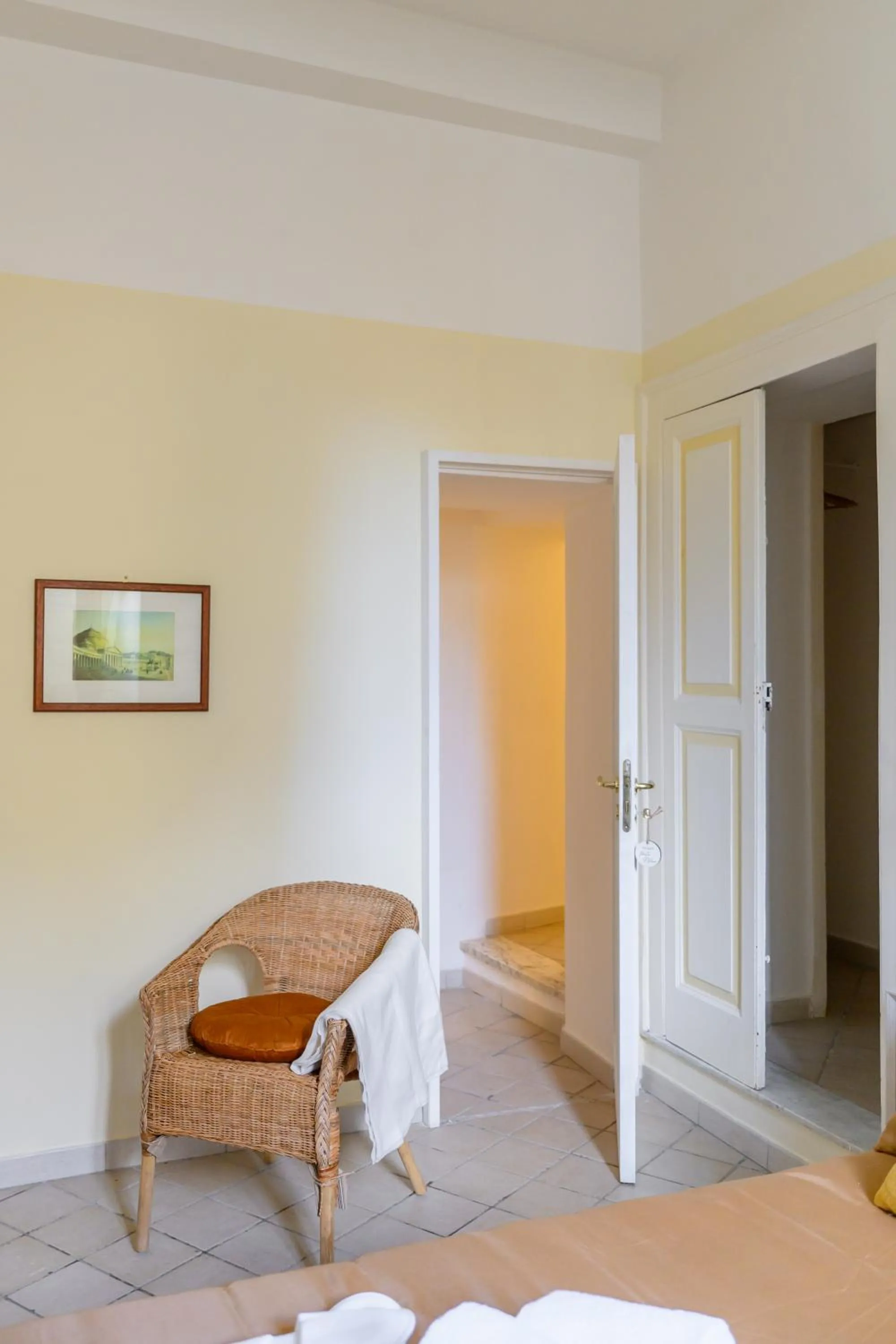 Bedroom, Bed in Madì Rooms