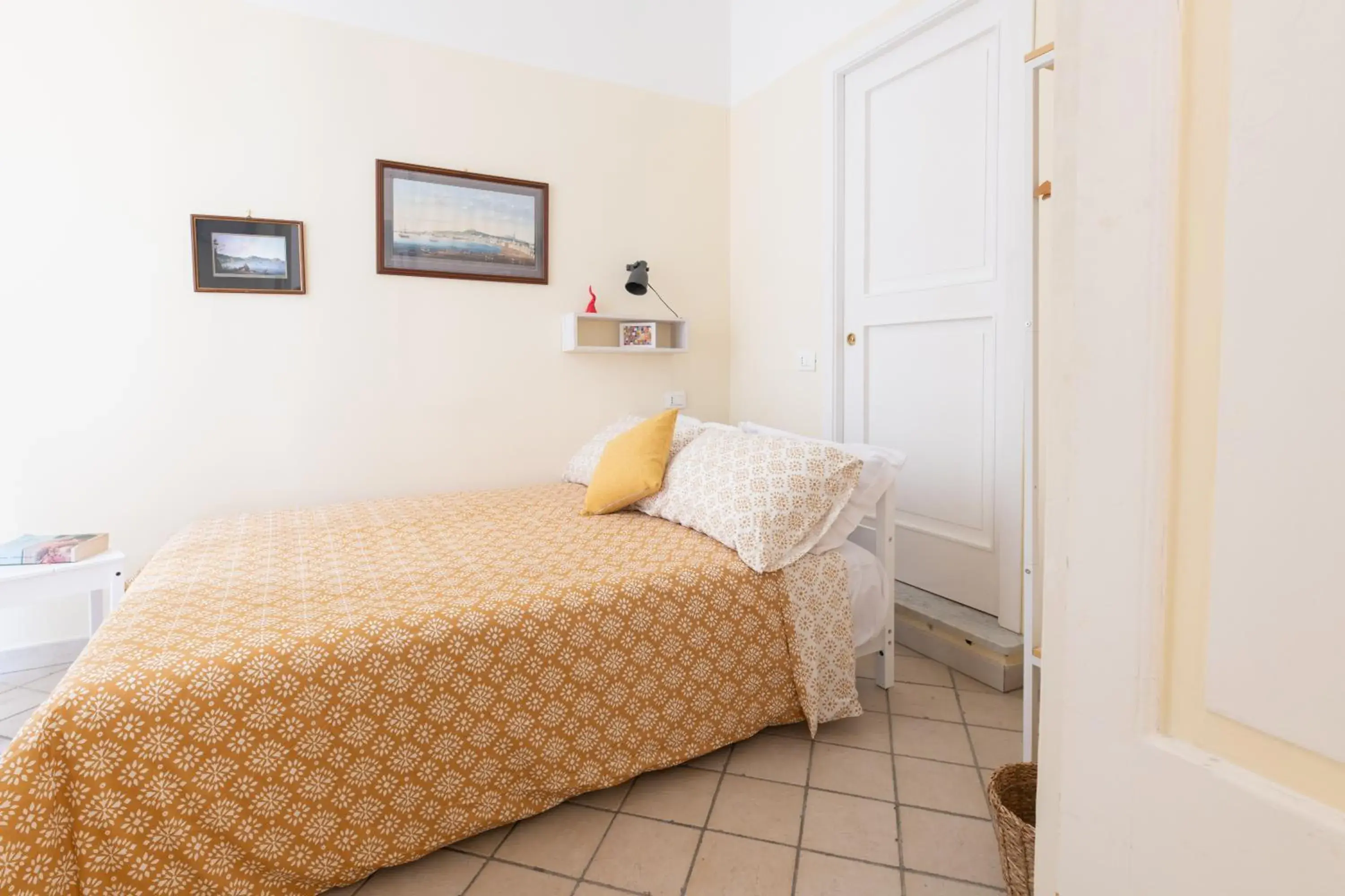 Single Room with Balcony in Madì Rooms Single Room with Balcony in Madì Rooms