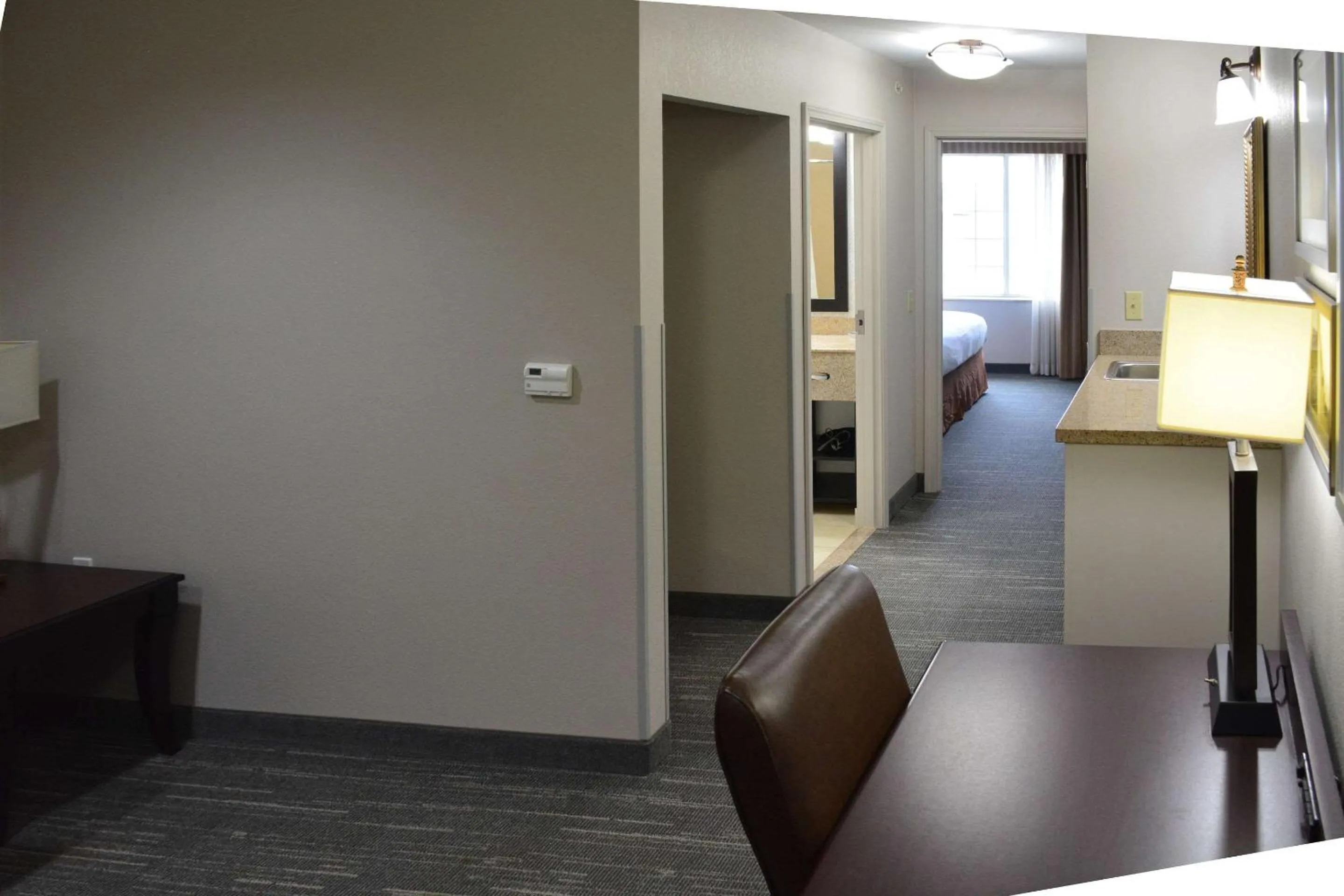 Bedroom in Country Inn & Suites by Radisson, Oklahoma City - Quail Springs, OK