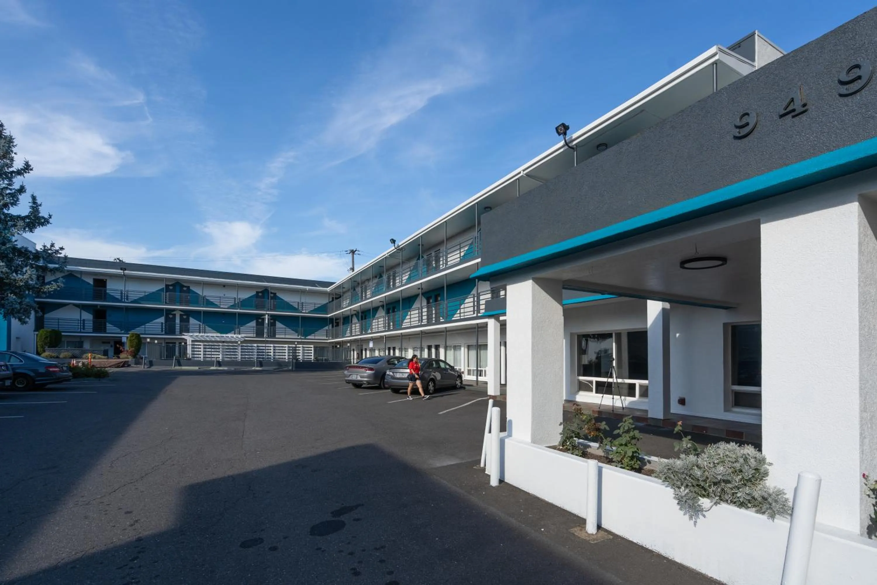 Property building in Eastside Lodge