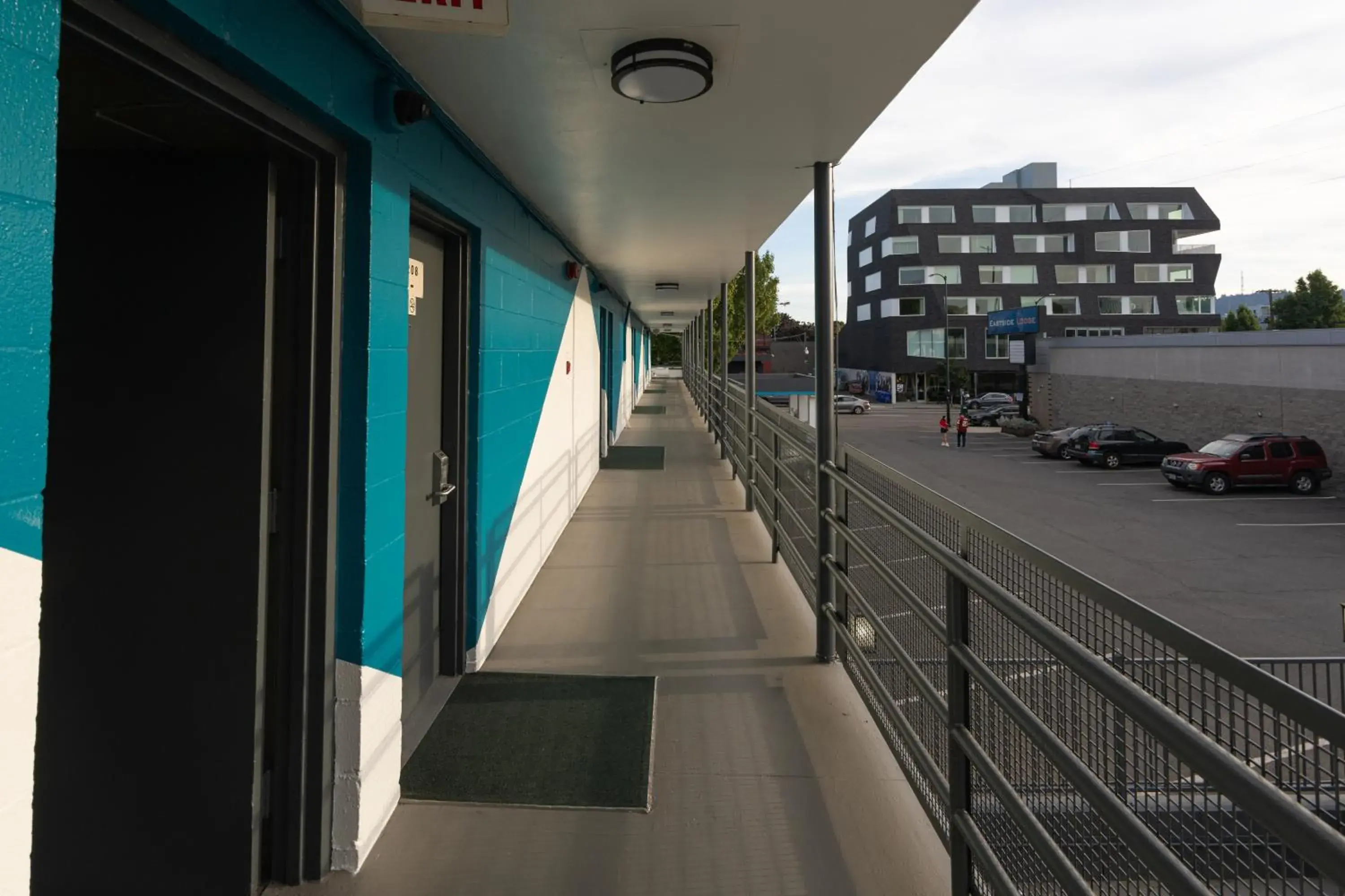 Property building in Eastside Lodge Property building in Eastside Lodge