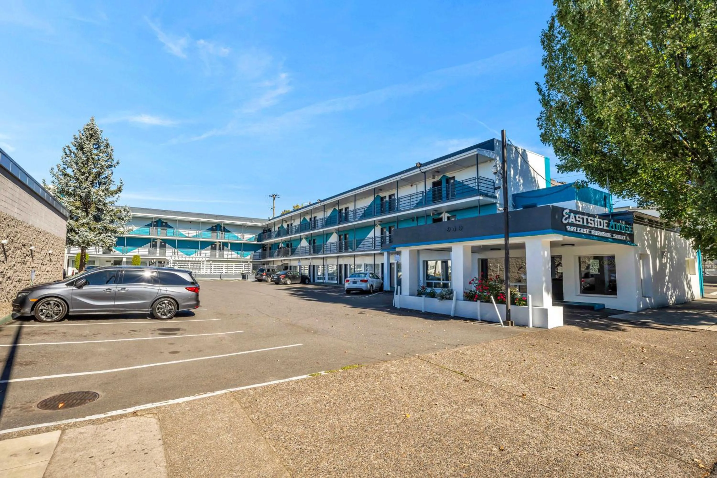 Property building in Eastside Lodge