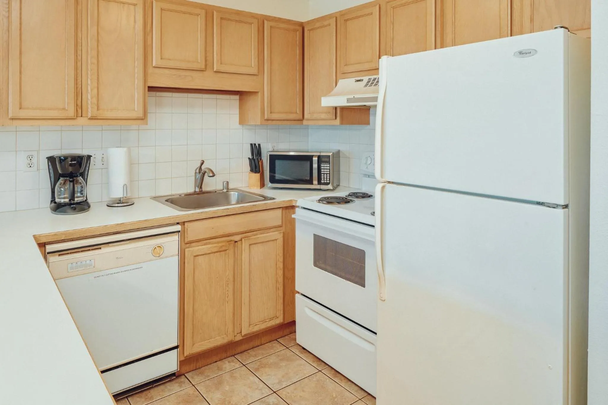 Photo of the whole room in Banyan Harbor Resort