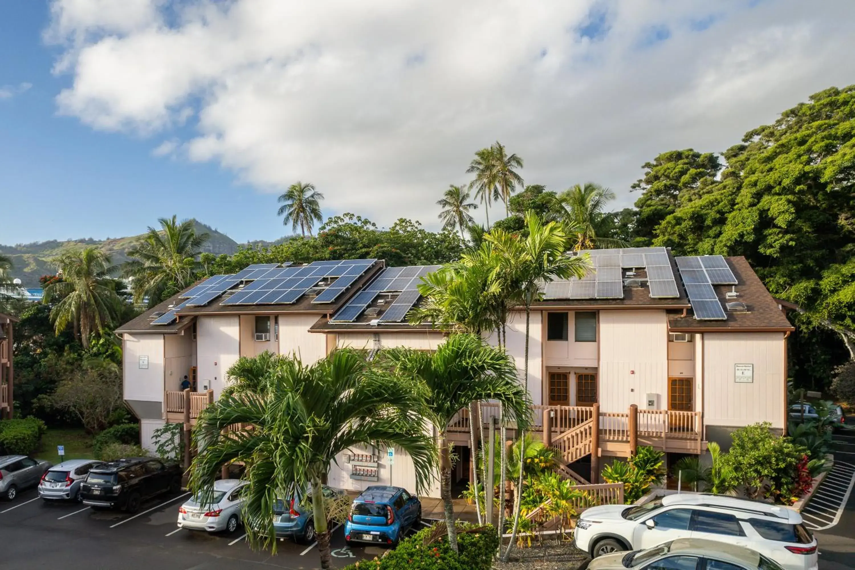Property building in Banyan Harbor Resort Property building in Banyan Harbor Resort
