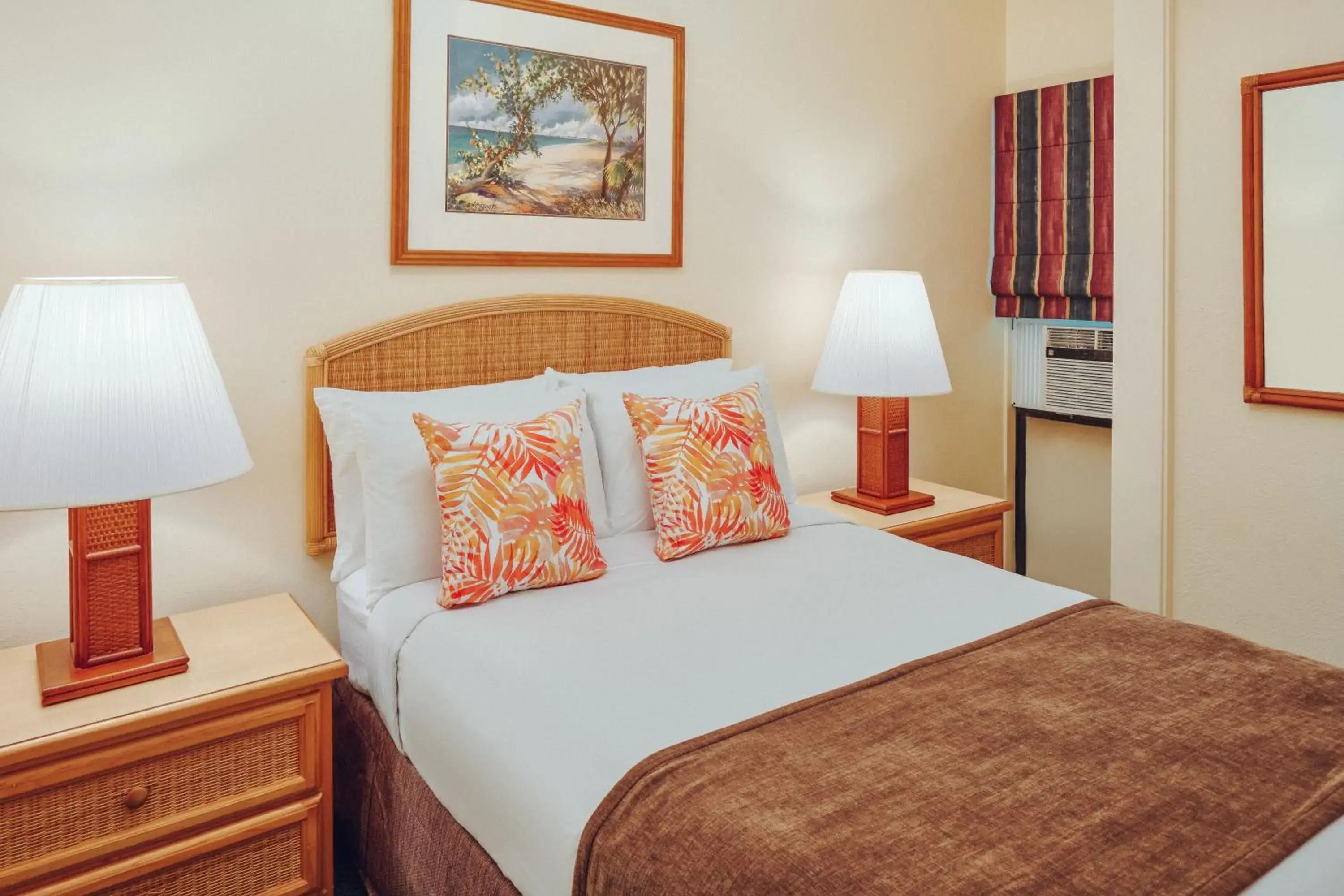 Bed in Banyan Harbor Resort Bed in Banyan Harbor Resort