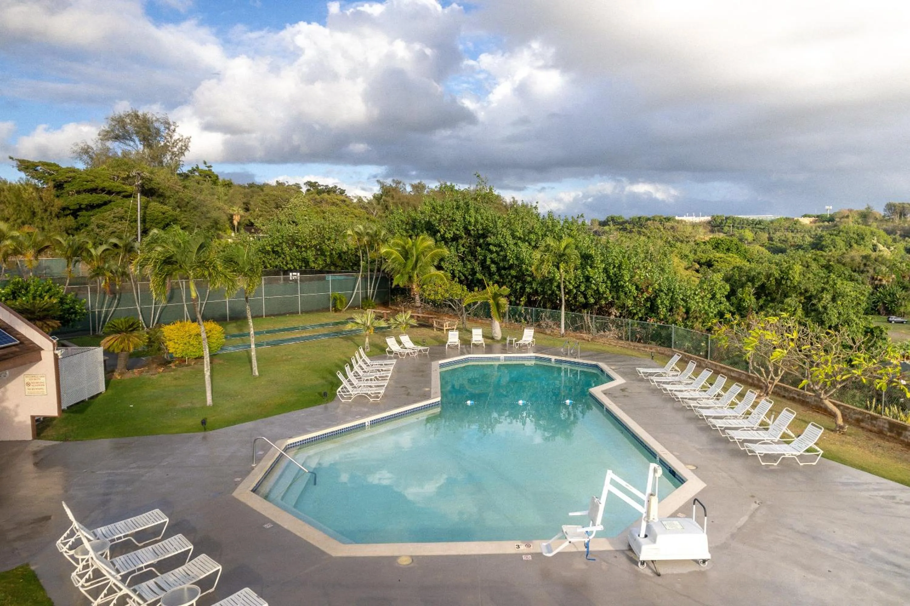 Swimming pool in Banyan Harbor Resort