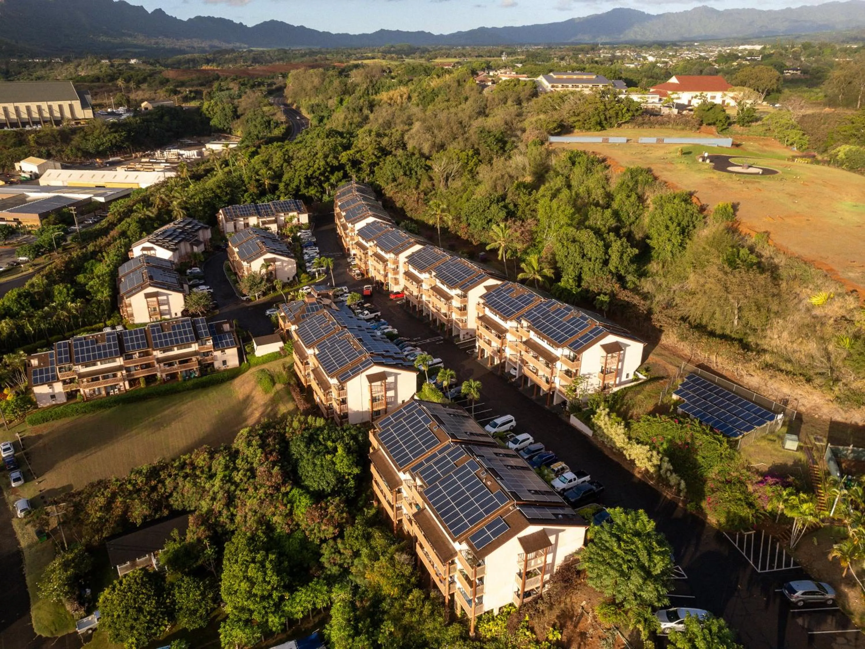 Property building in Banyan Harbor Resort