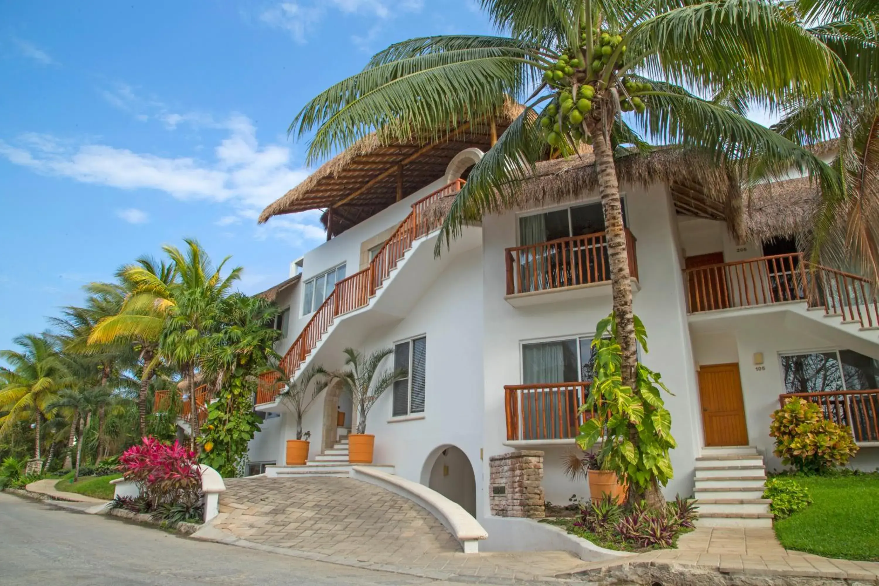 Facade/entrance in Las Villas Akumal Facade/entrance in Las Villas Akumal