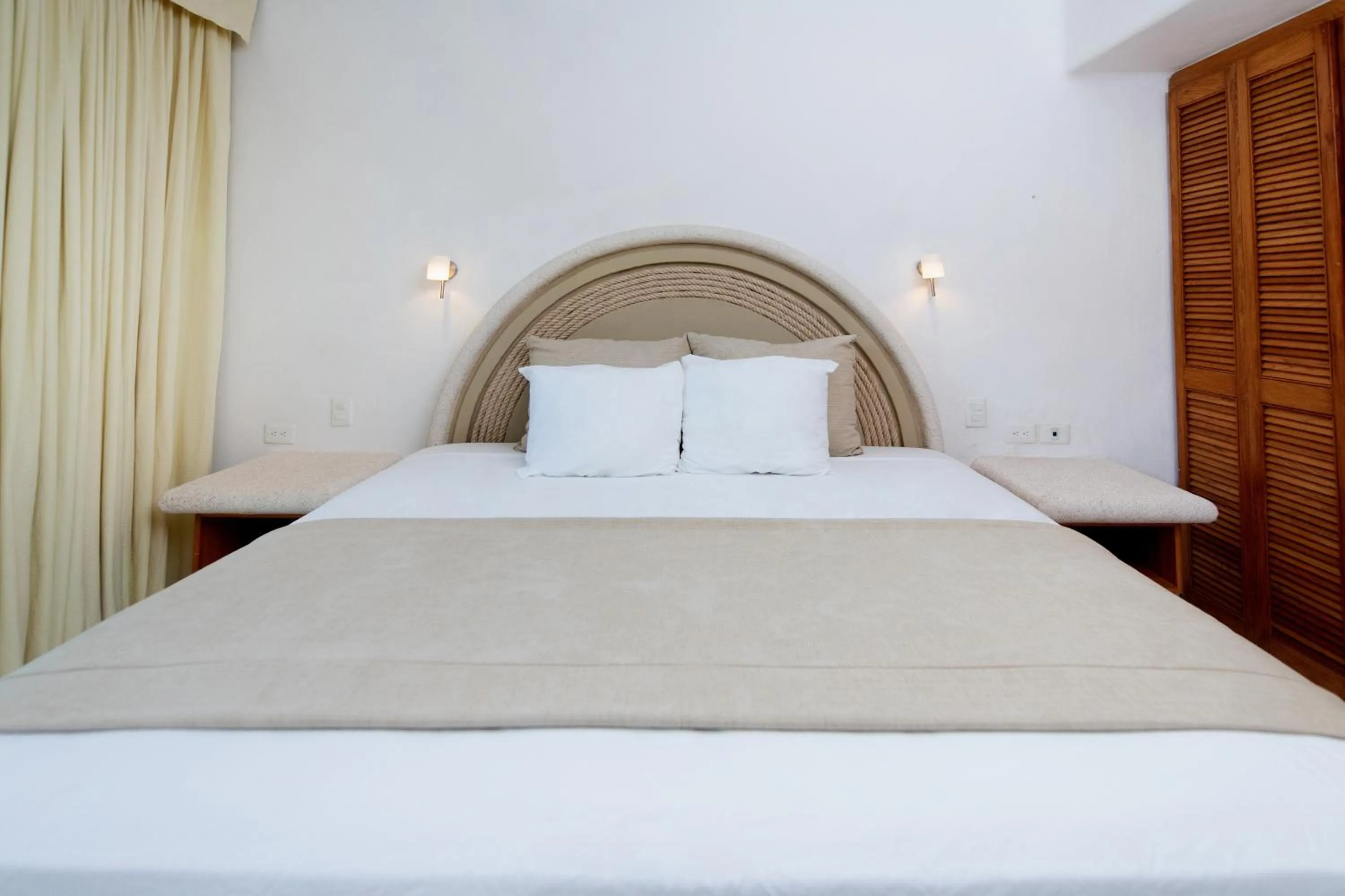 Bedroom, Bed in Las Villas Akumal