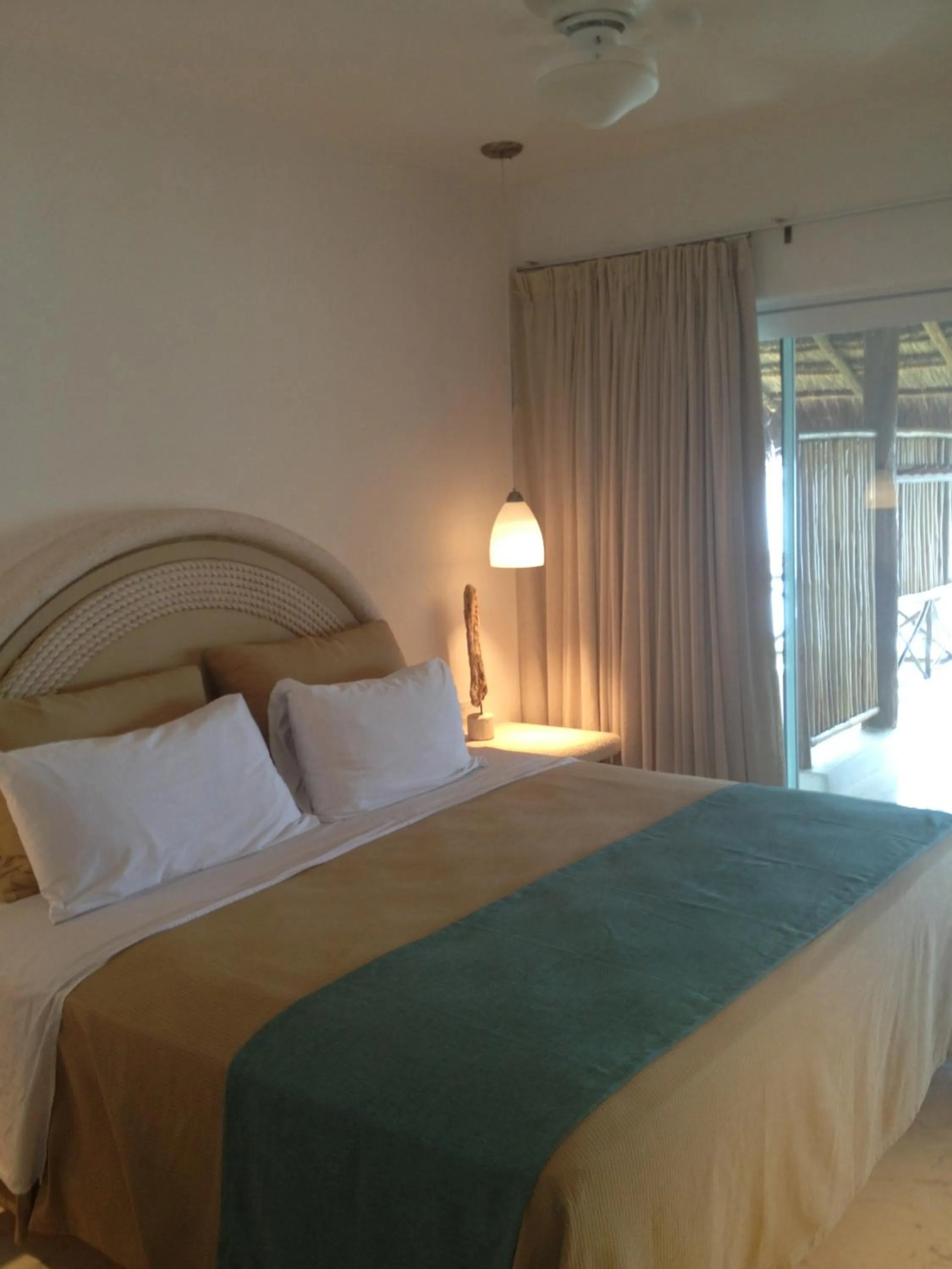 Bedroom, Bed in Las Villas Akumal