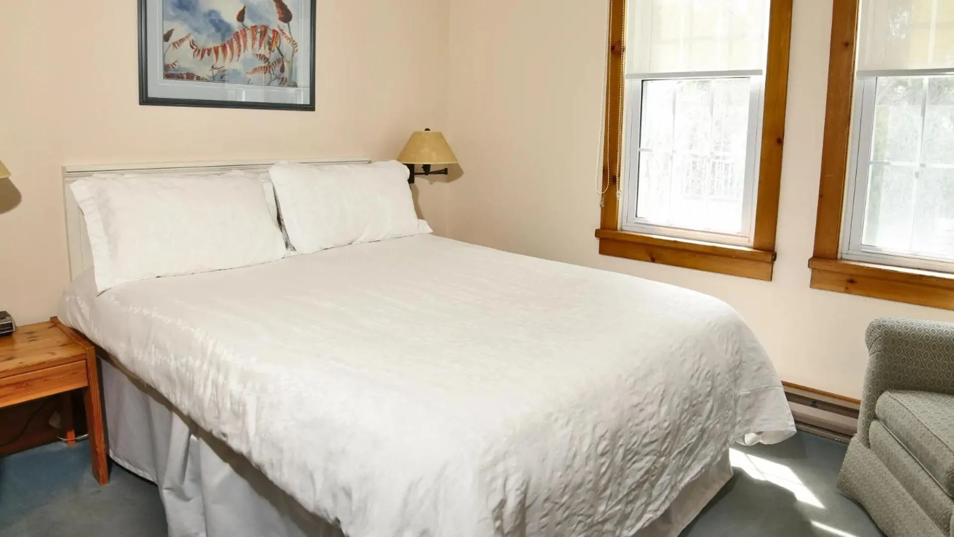 Bed in Kettle Creek Inn
