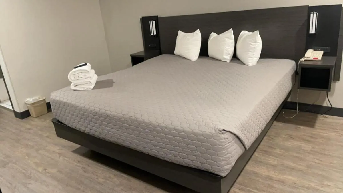 Bed in Pinetop Studio Suites