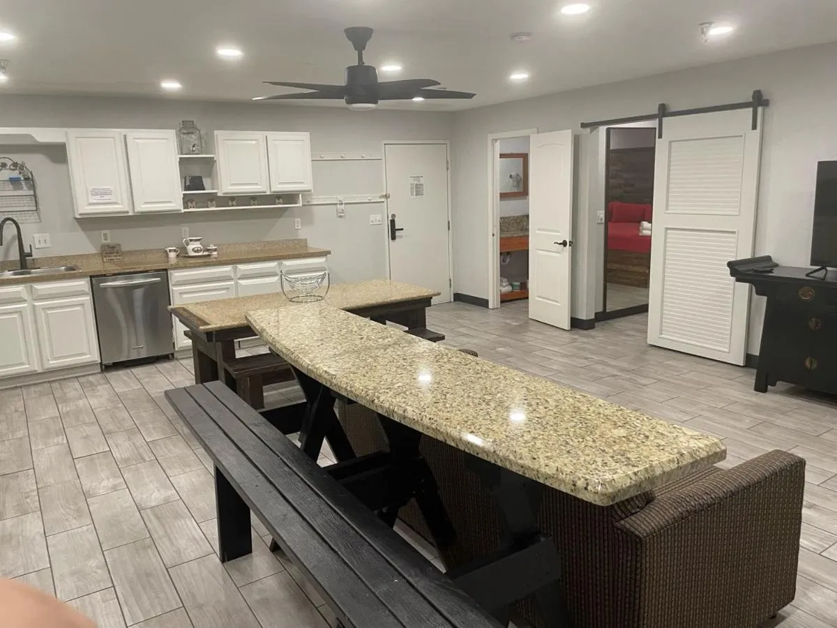 Pinetop Studio Suites