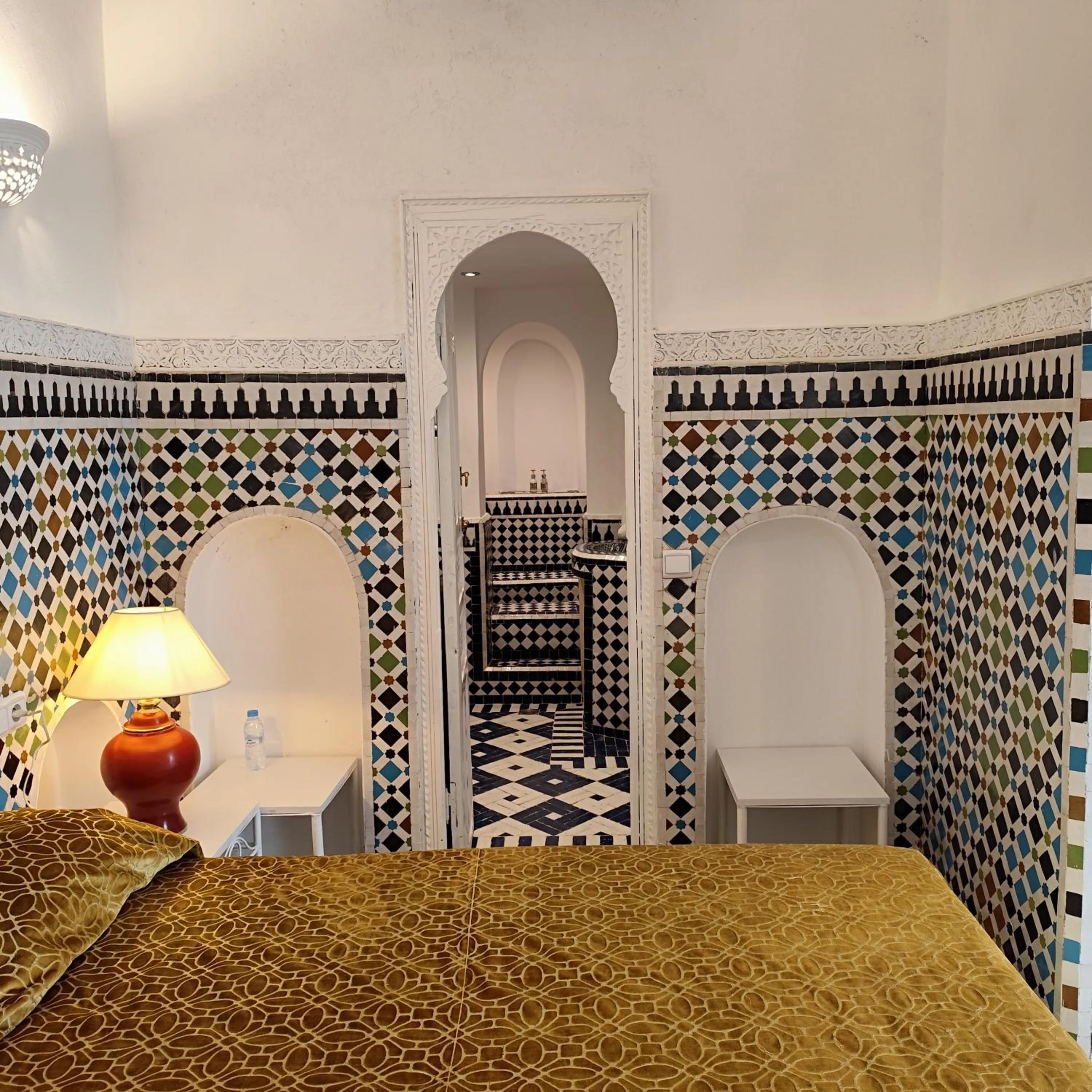Bed in Riad Dar Saad - Hammam & Spa