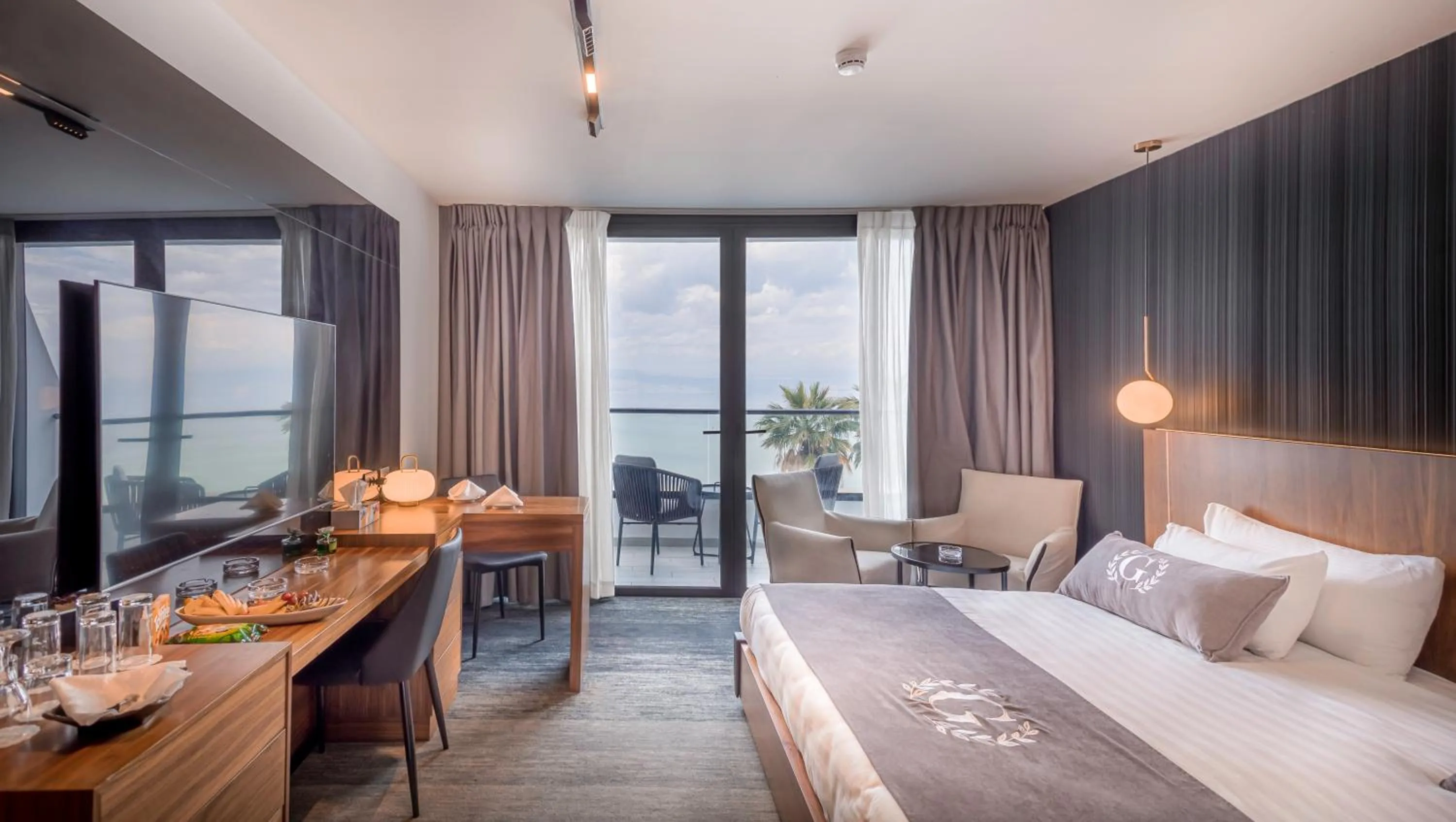 Photo of the whole room, Bed in Golan Hotel