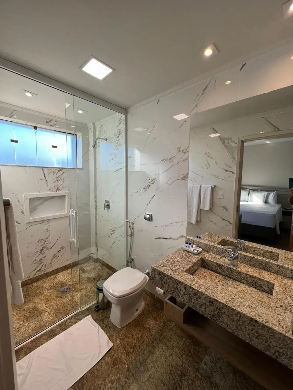 Triple Room - single occupancy in HD Plaza Hotel Triple Room - single occupancy in HD Plaza Hotel