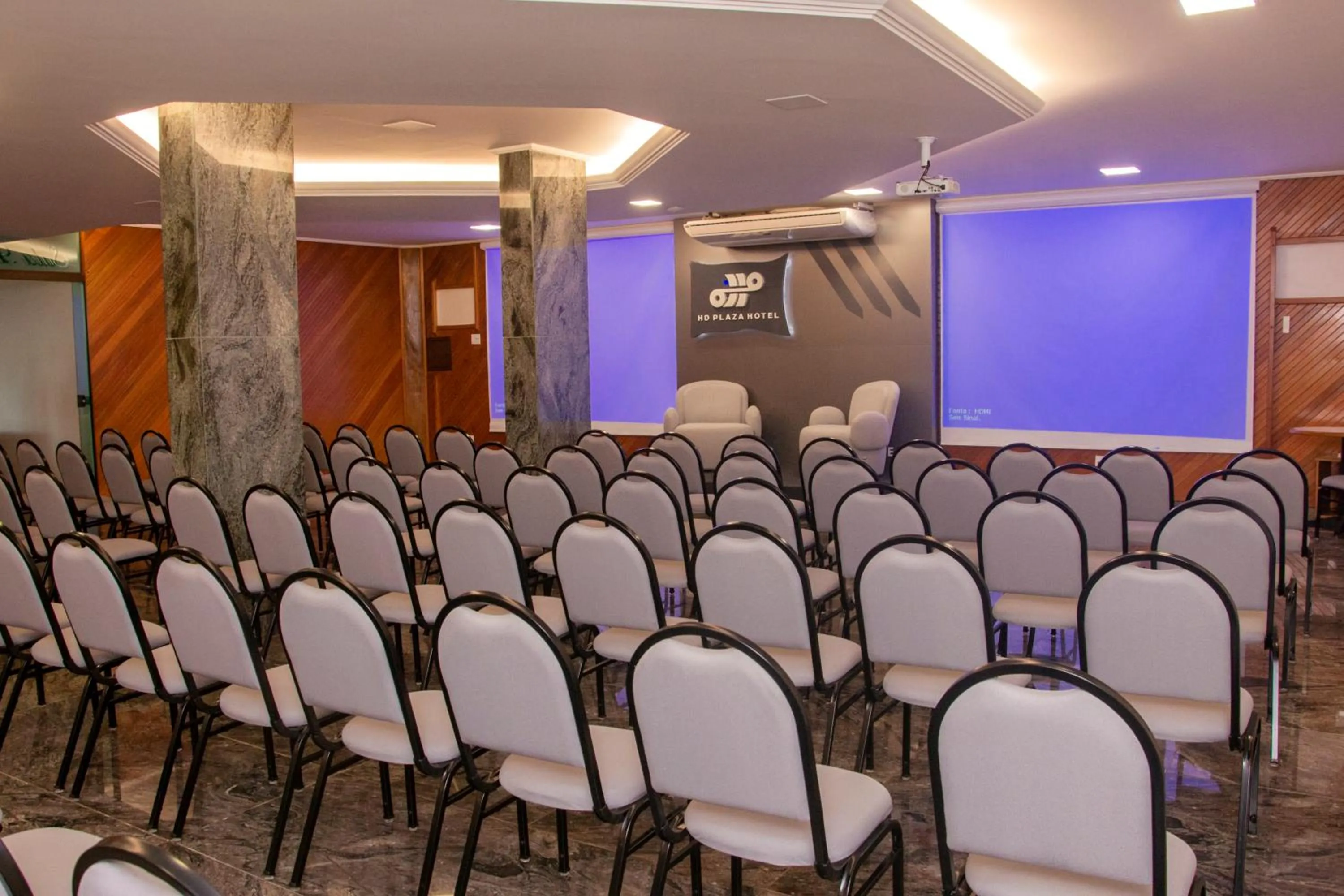 Meeting/conference room in HD Plaza Hotel