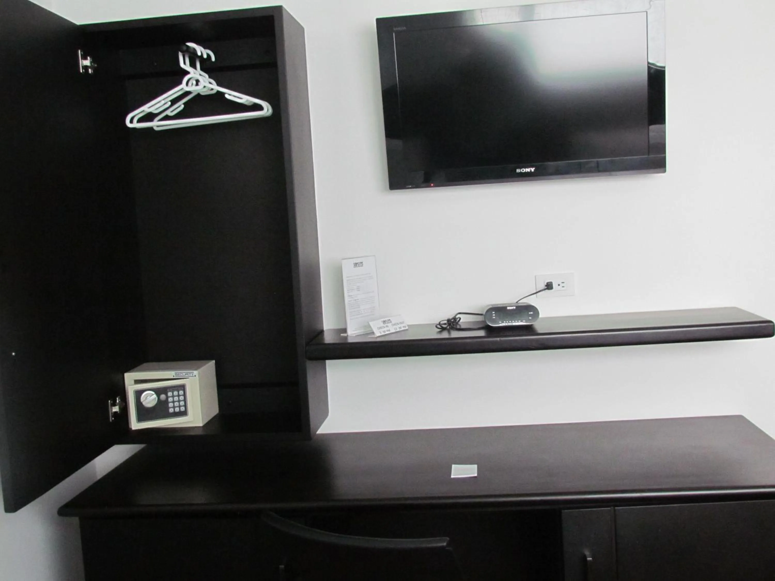 TV and multimedia in Hotel Classic
