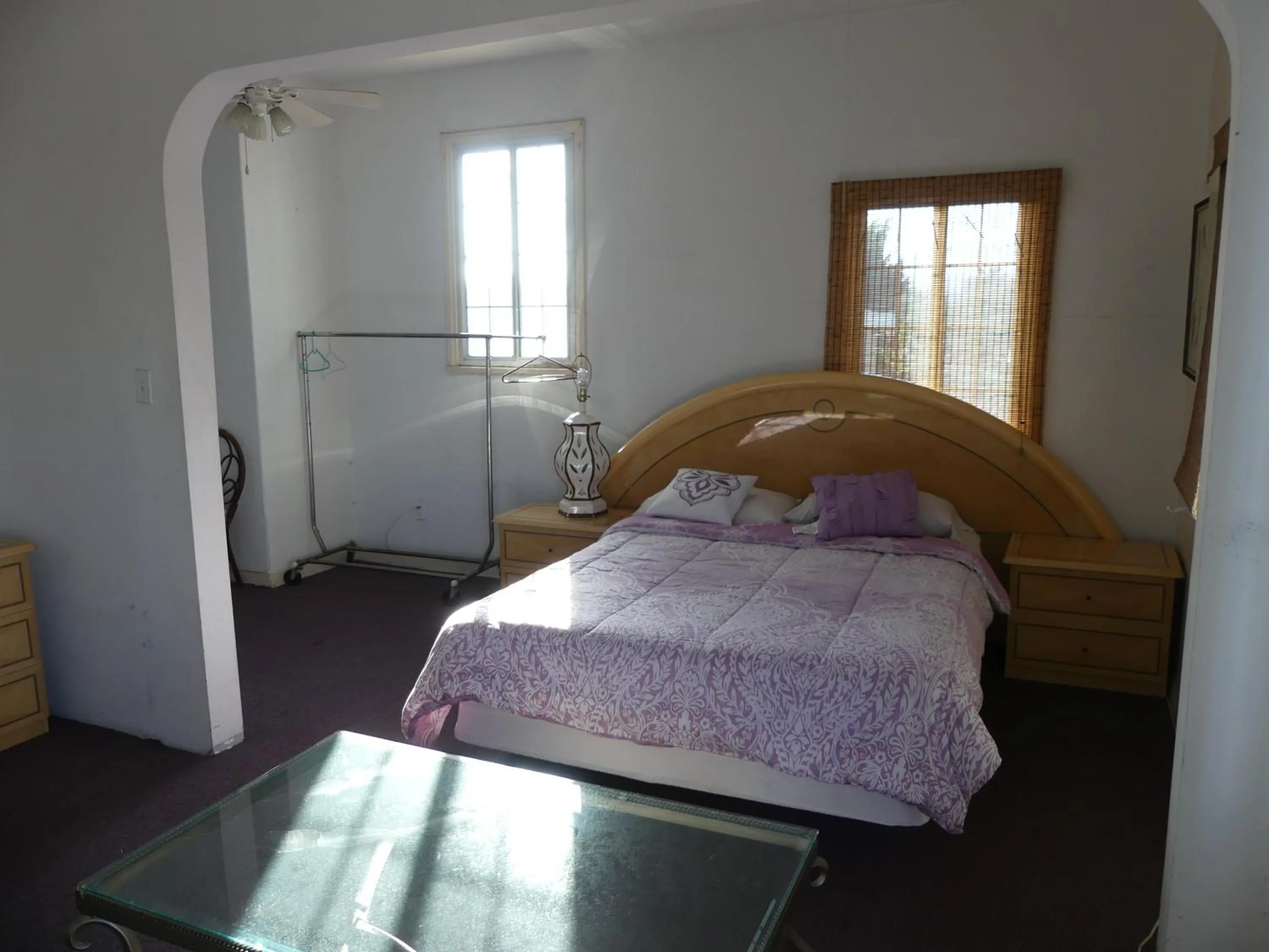 Bed in Wilshire Orange Hotel