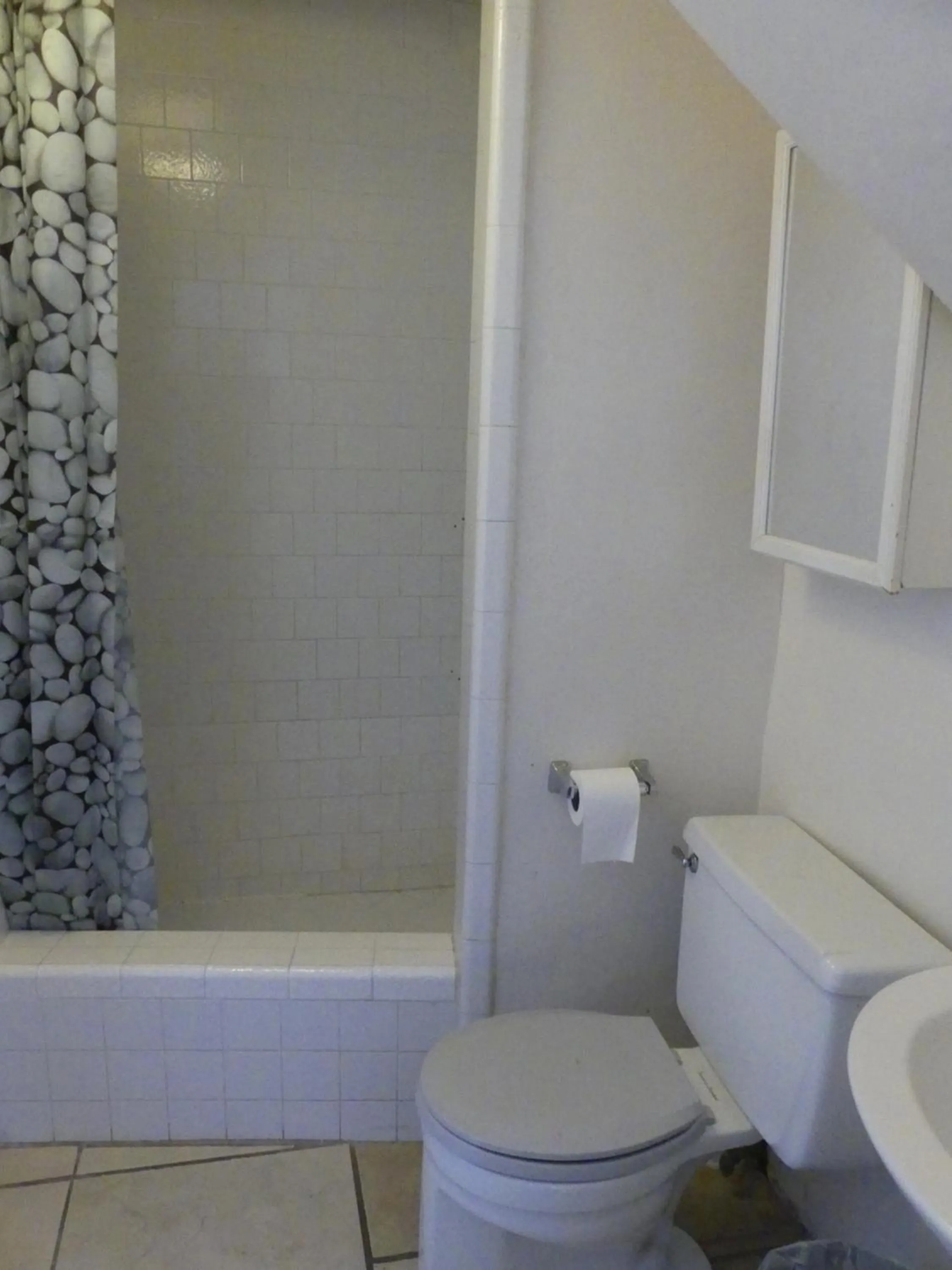 Wilshire Orange Hotel