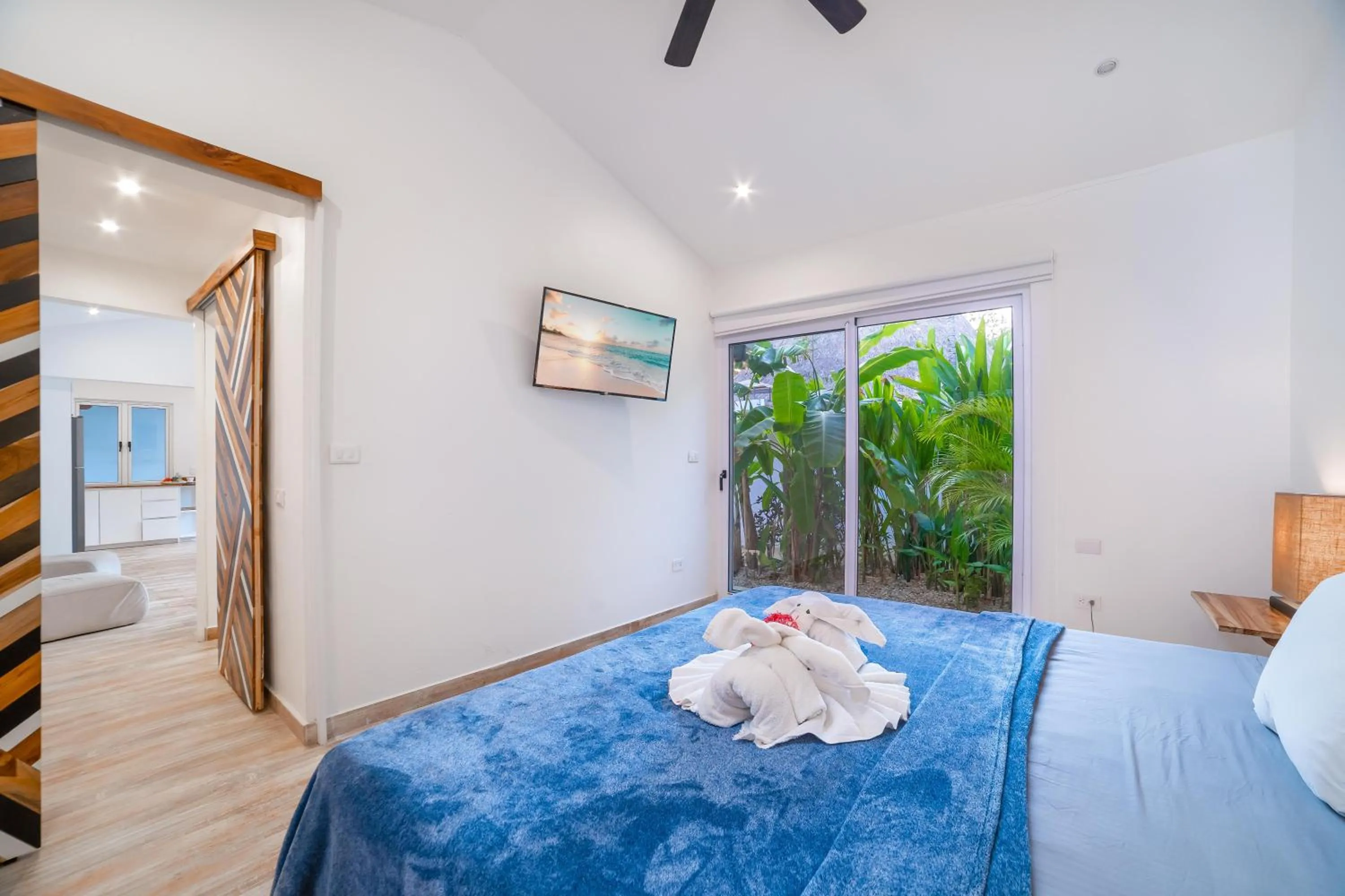 Photo of the whole room, Bed in Hotel Pasatiempo