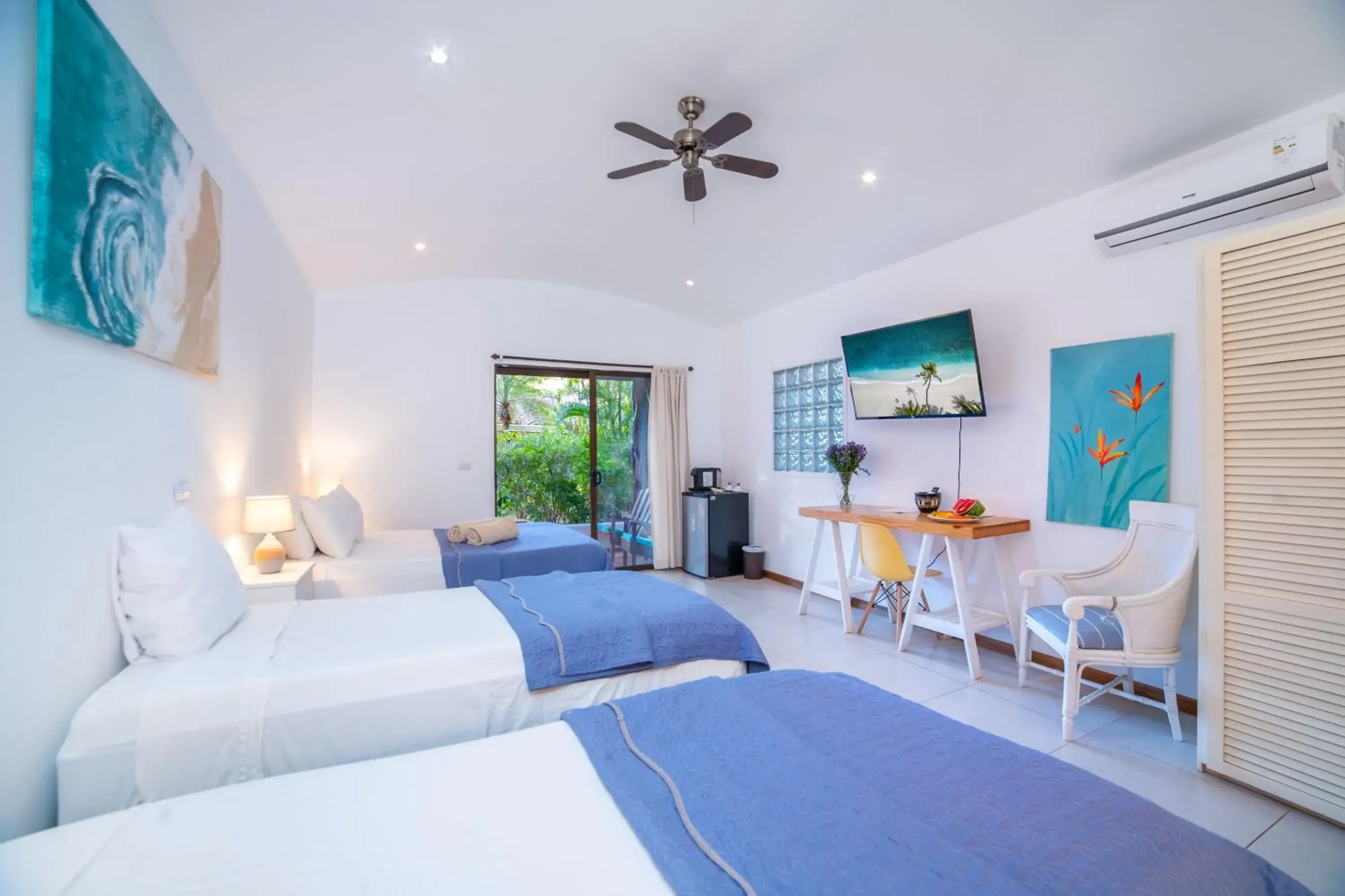 Bed in Hotel Pasatiempo Bed in Hotel Pasatiempo